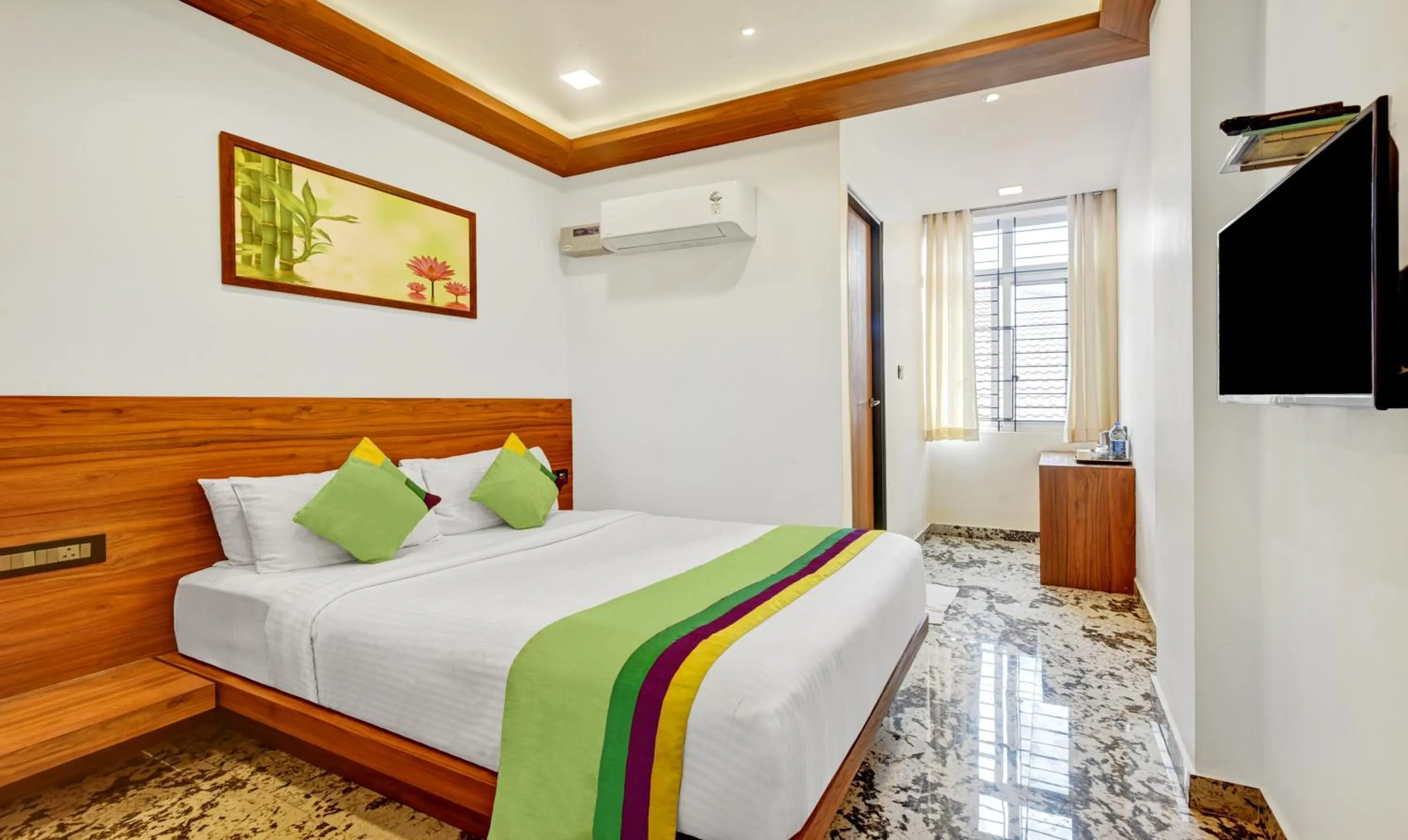 Itsy Hotels Shrey'S Inn Mallandur Road