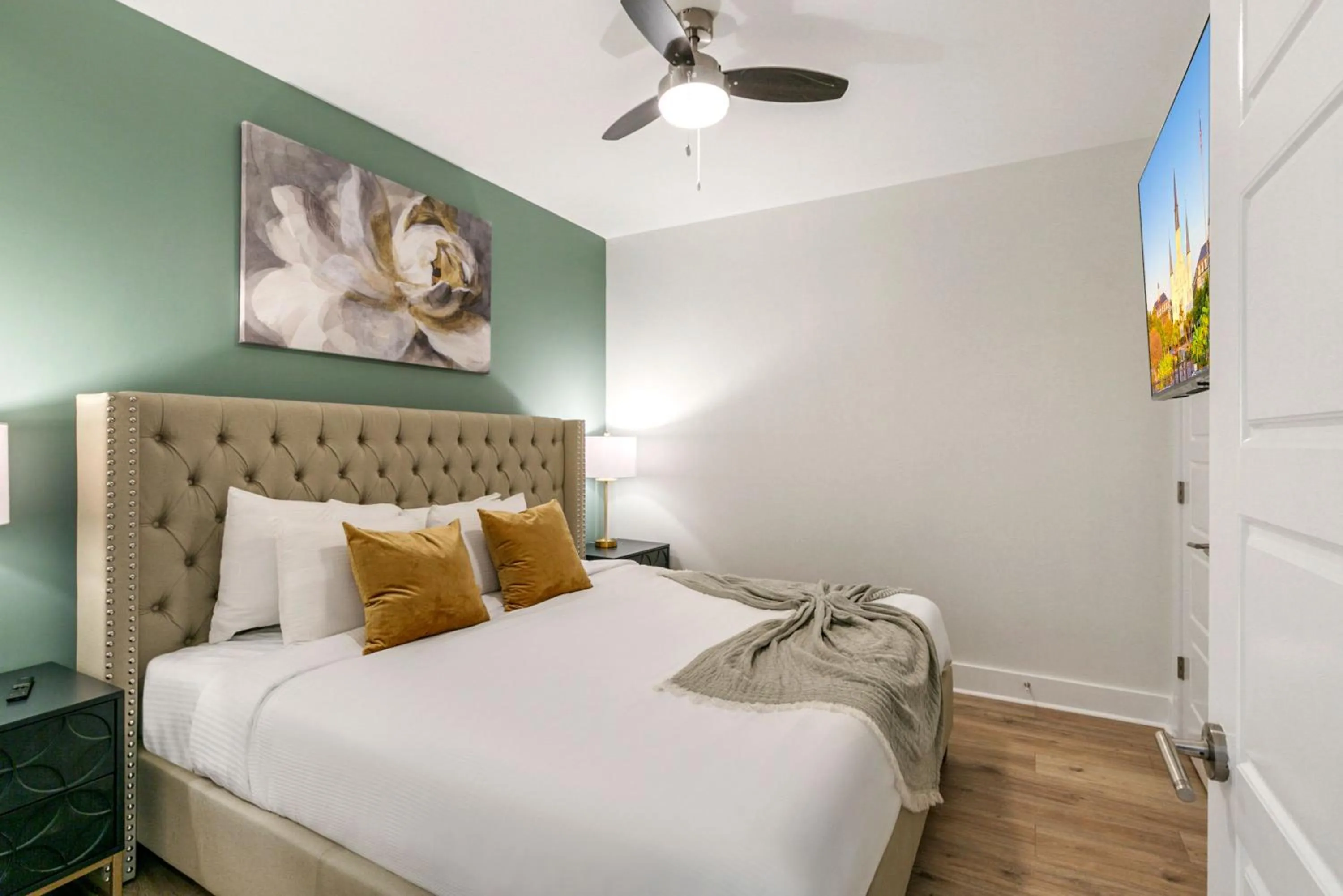 Bedroom, Bed in Modern & Fully Furnished Apartments in the Heart of the City