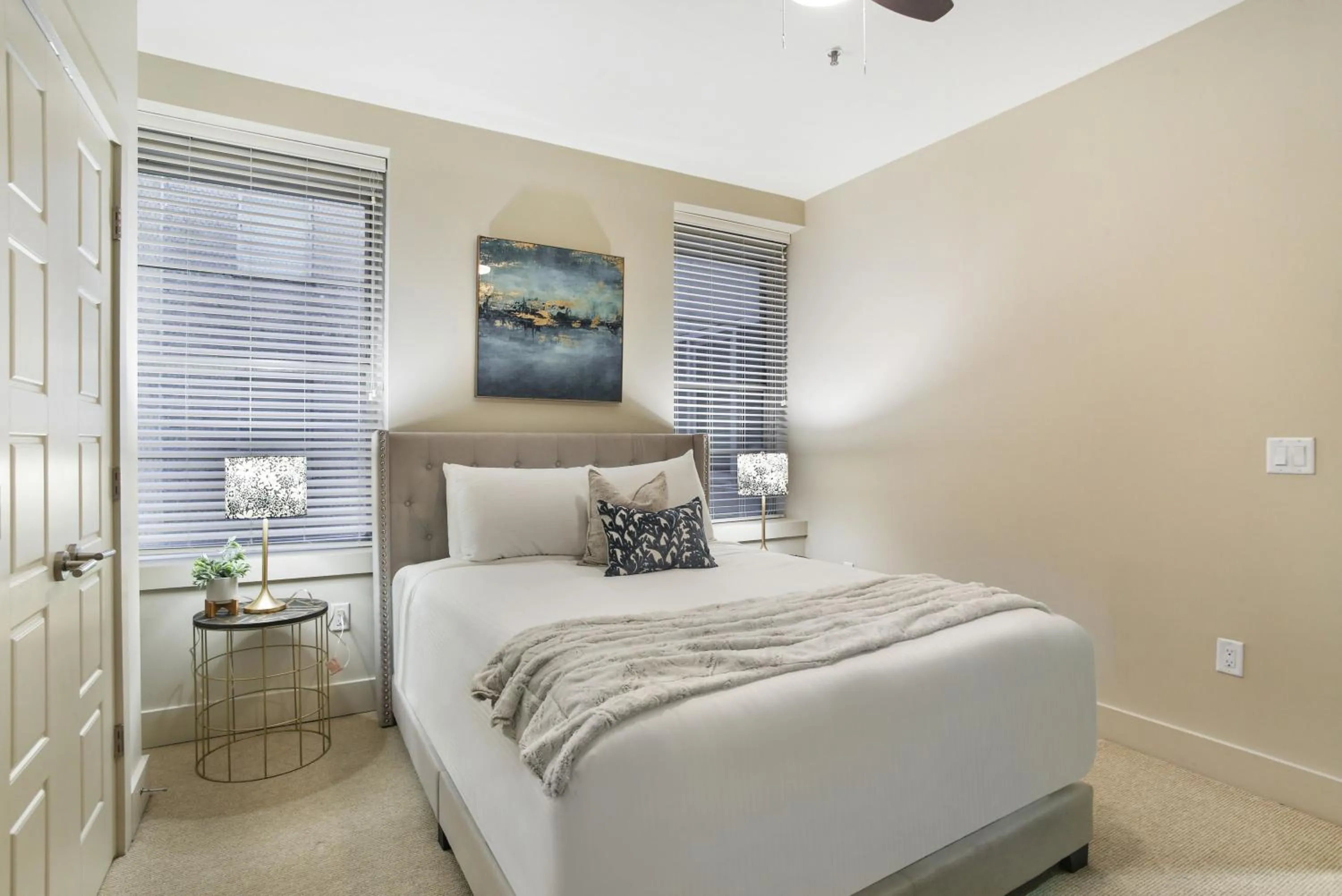 Bedroom, Bed in Modern & Fully Furnished Apartments in the Heart of the City