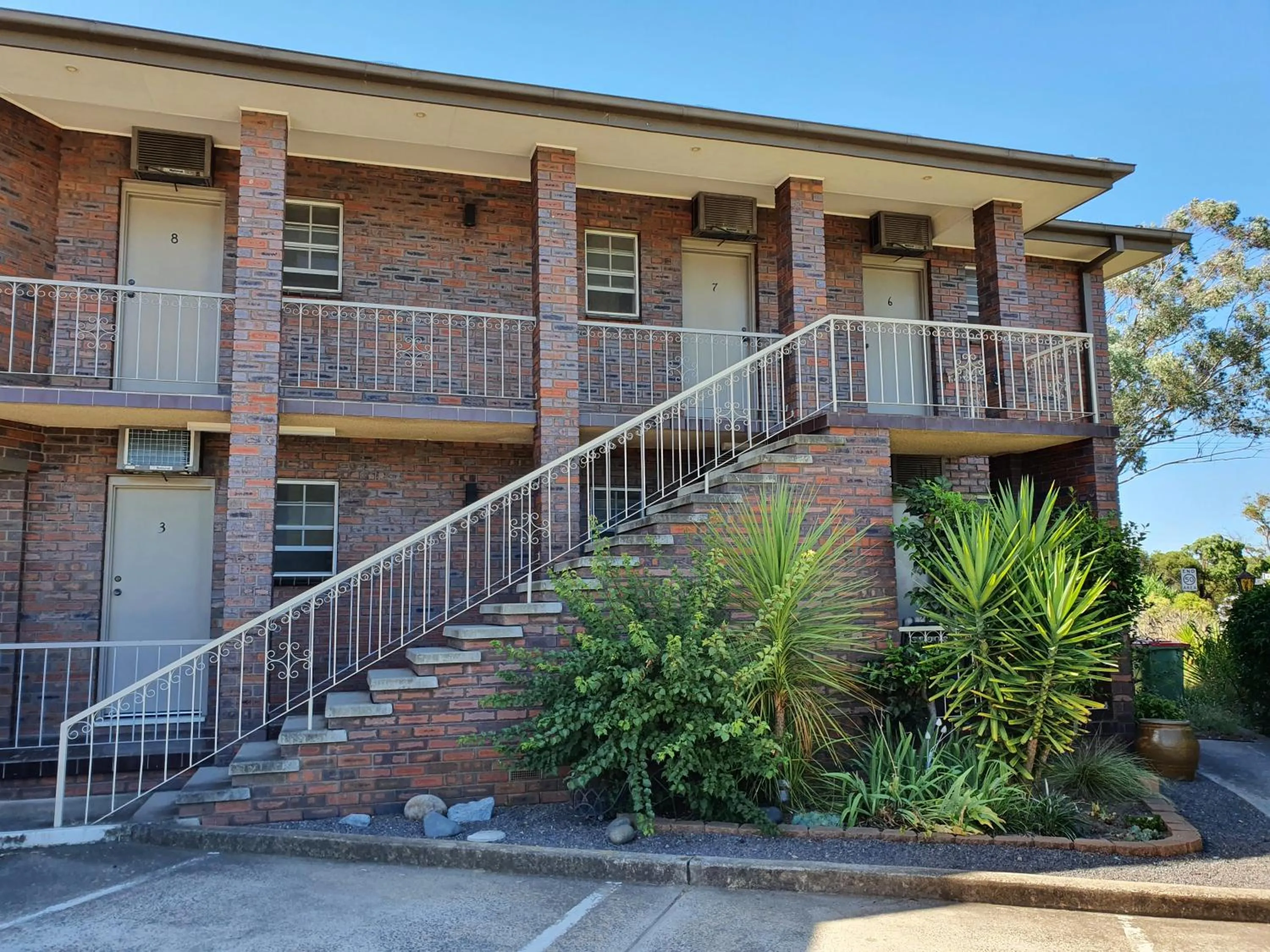 Property building in Motel Margeurita