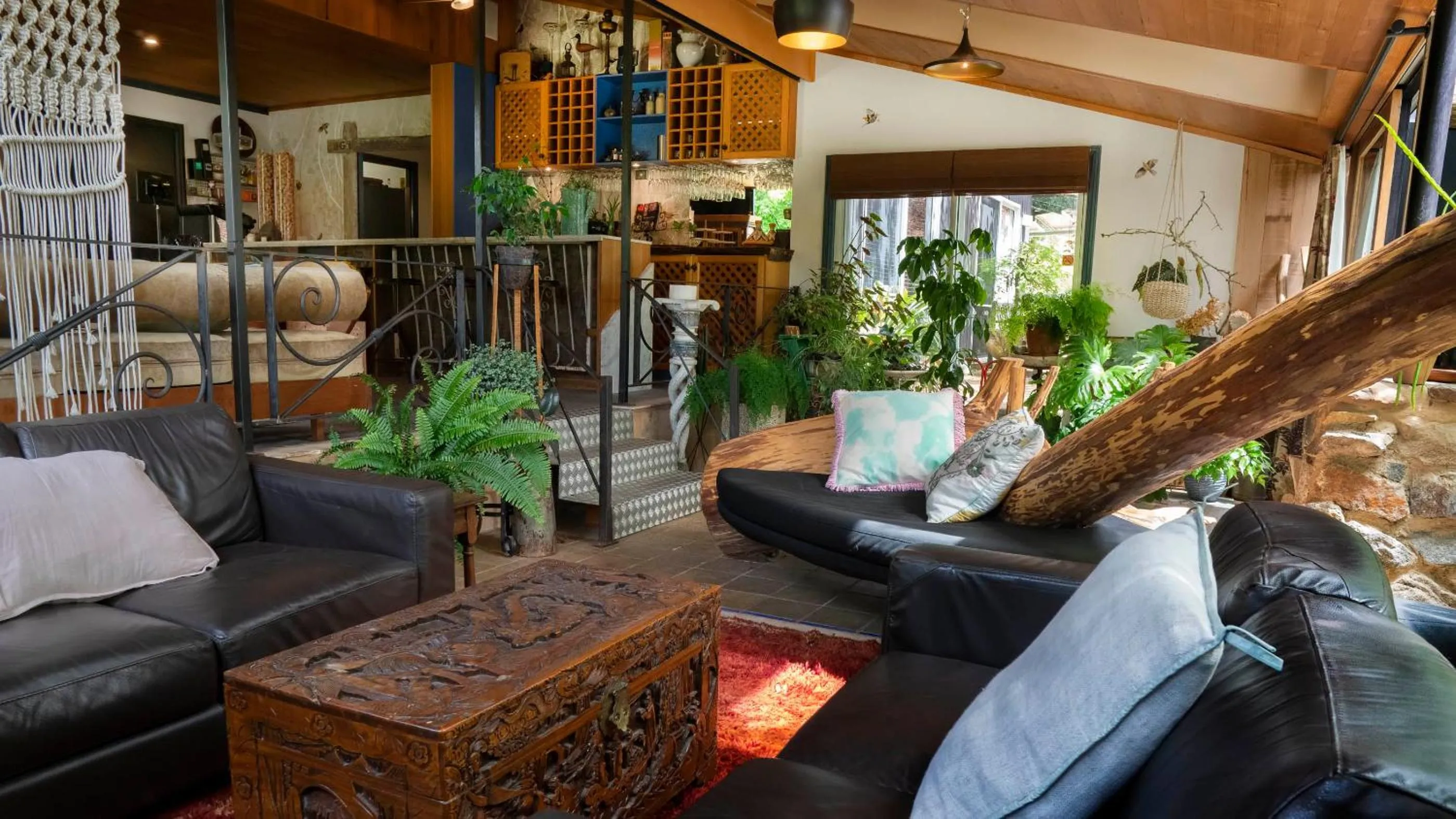 Seating area in Dreamers