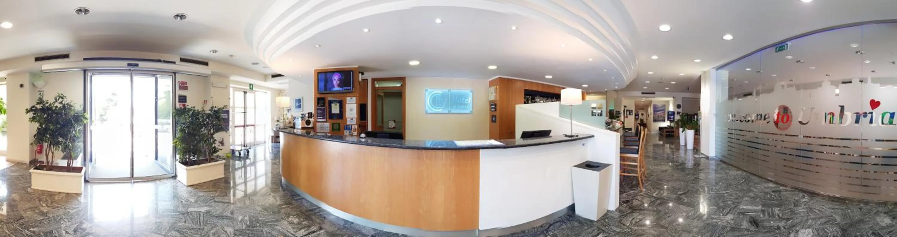 Lobby or reception in City Hotel & Suites
