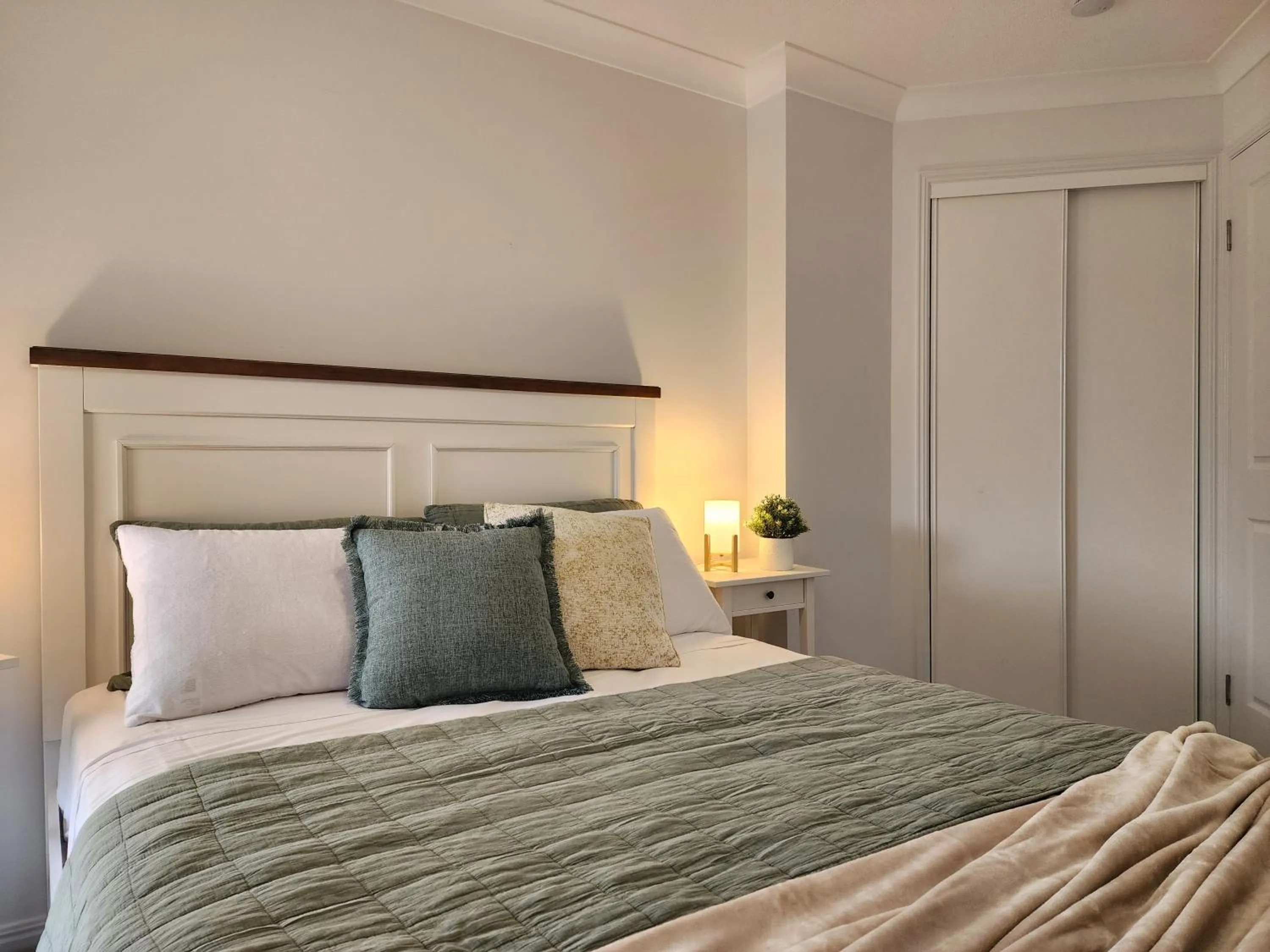 Bed in Fairways Golf & Beach Retreat Bribie Island