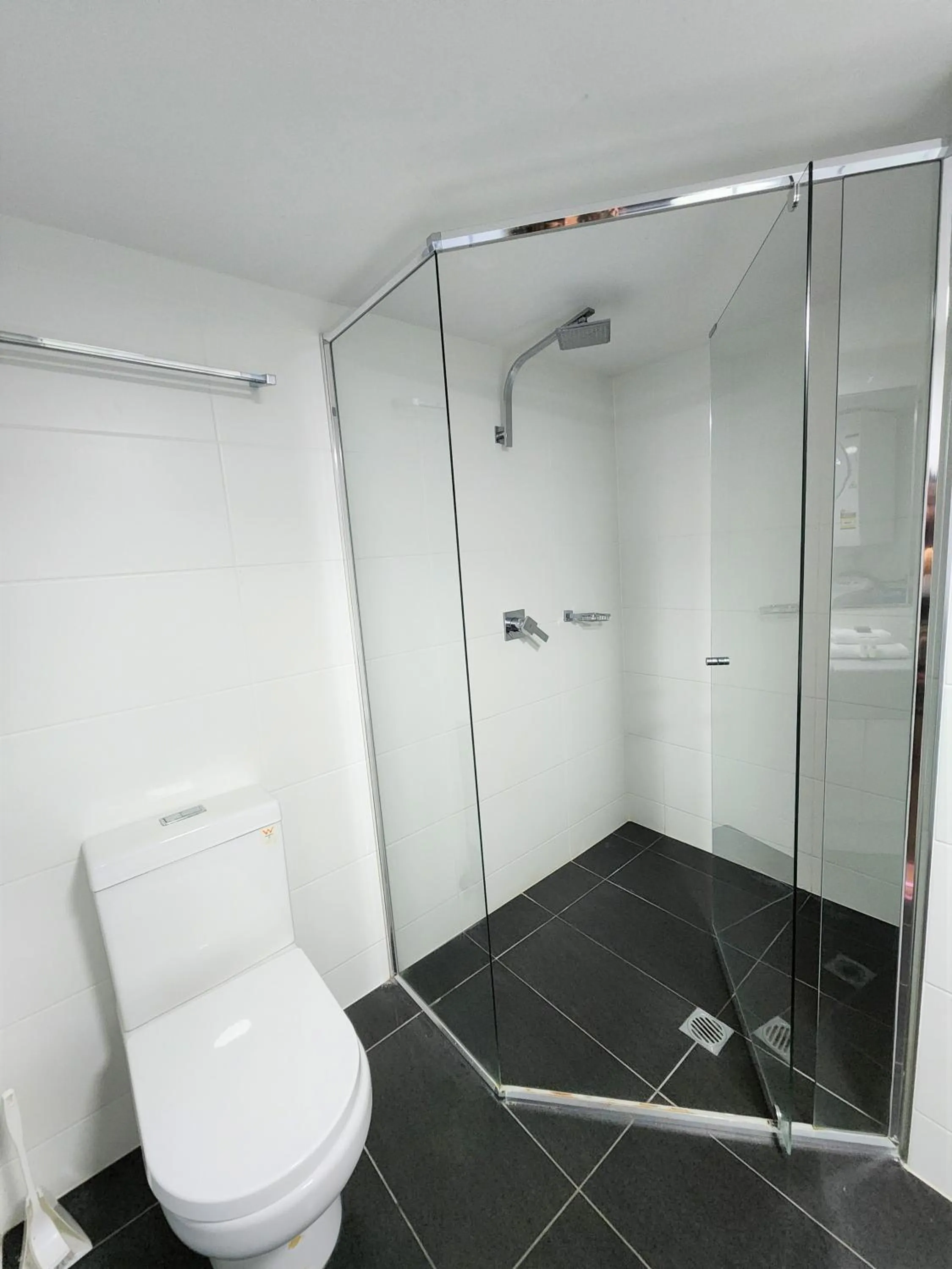 Shower in Fairways Golf & Beach Retreat Bribie Island