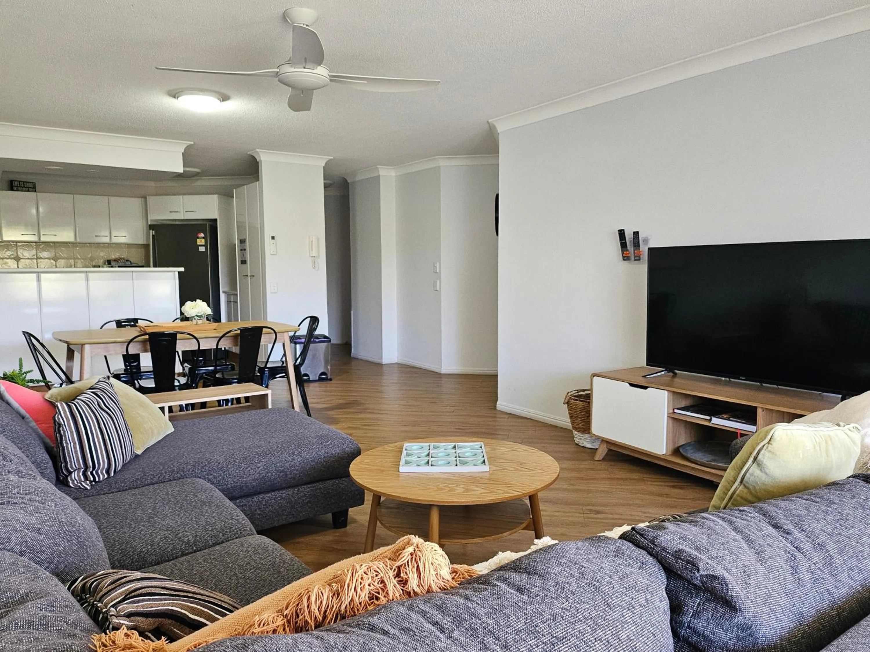 TV and multimedia in Fairways Golf & Beach Retreat Bribie Island