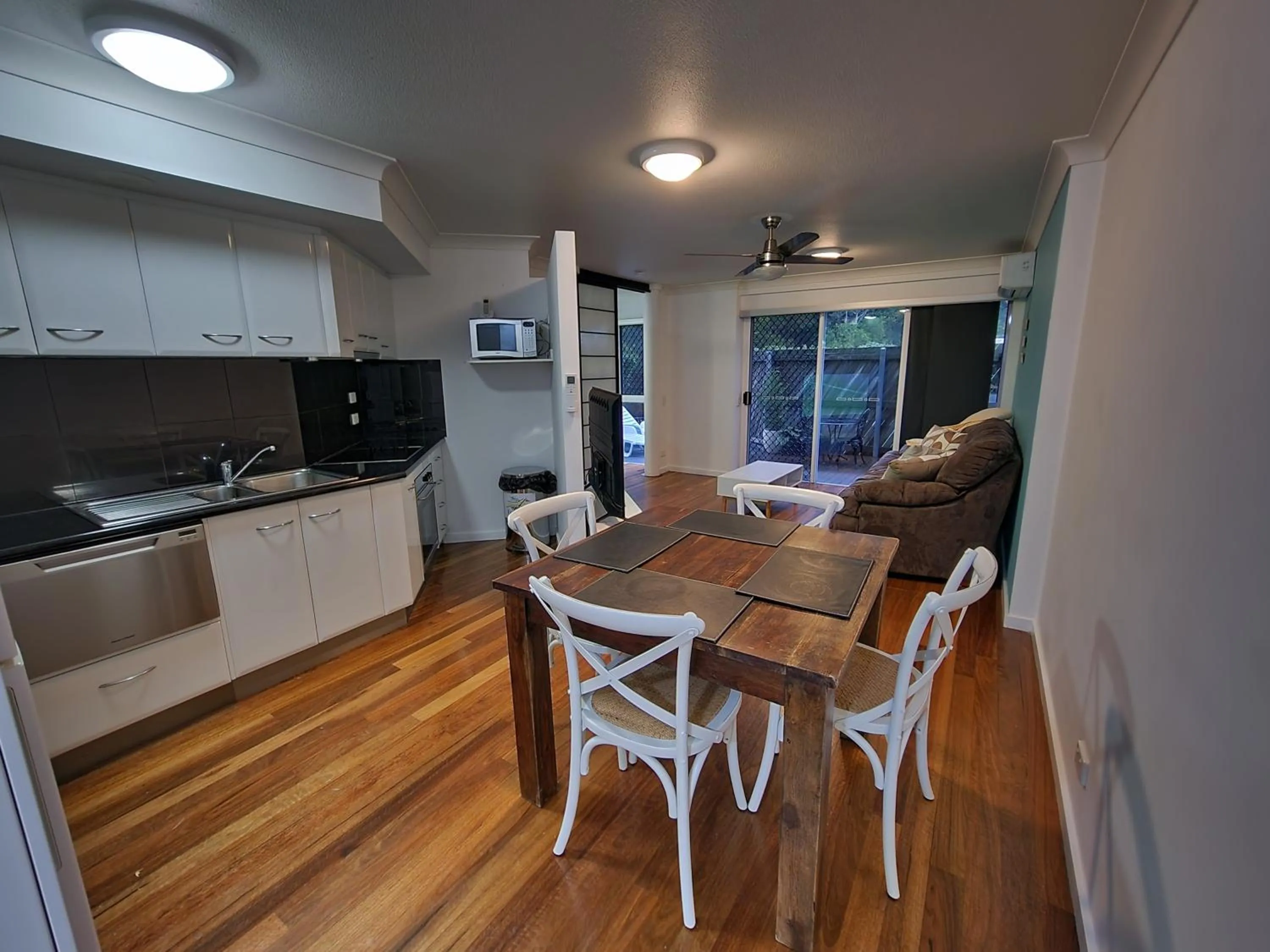Kitchen or kitchenette in Fairways Golf & Beach Retreat Bribie Island