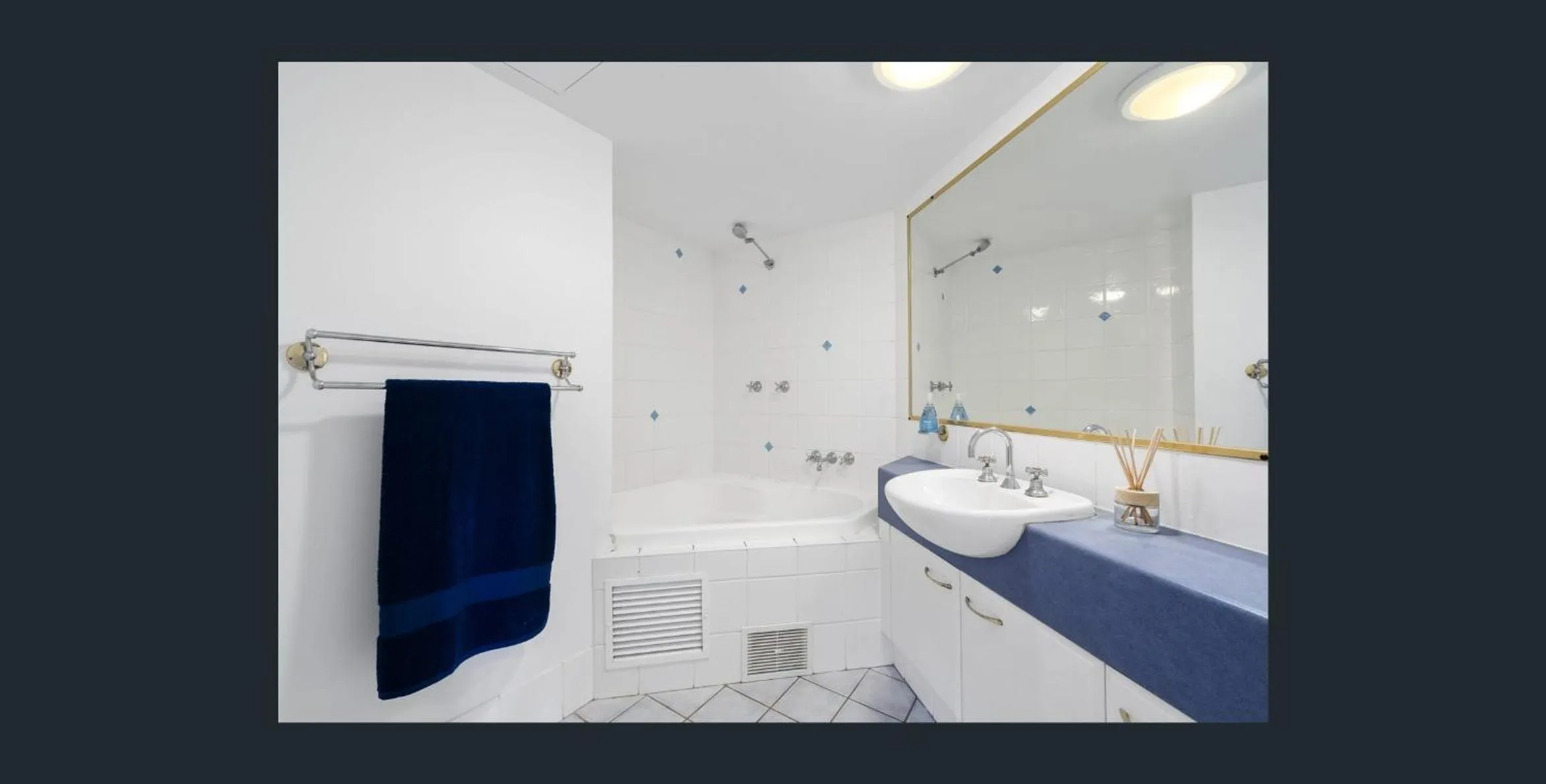 Bathroom in Fairways Golf & Beach Retreat Bribie Island