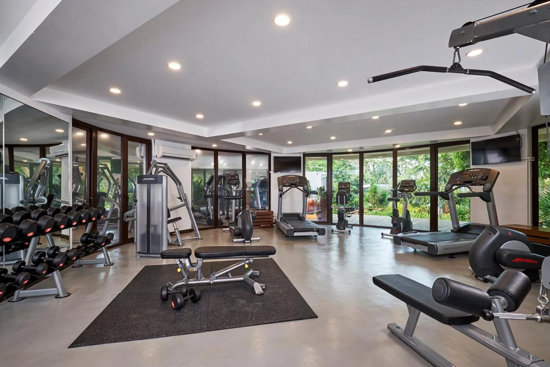 Fitness centre/facilities in Movenpick Resort & Spa Boracay