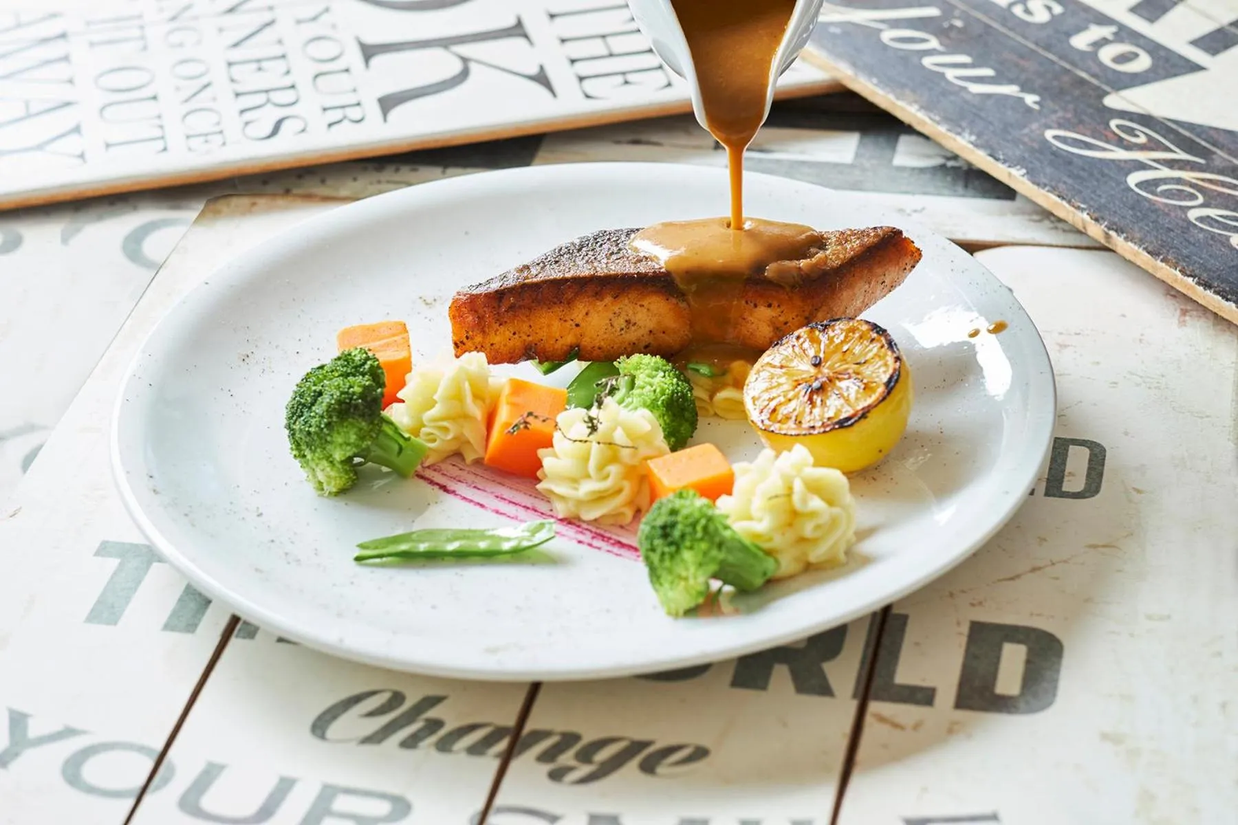 Food and drinks in Movenpick Resort & Spa Boracay