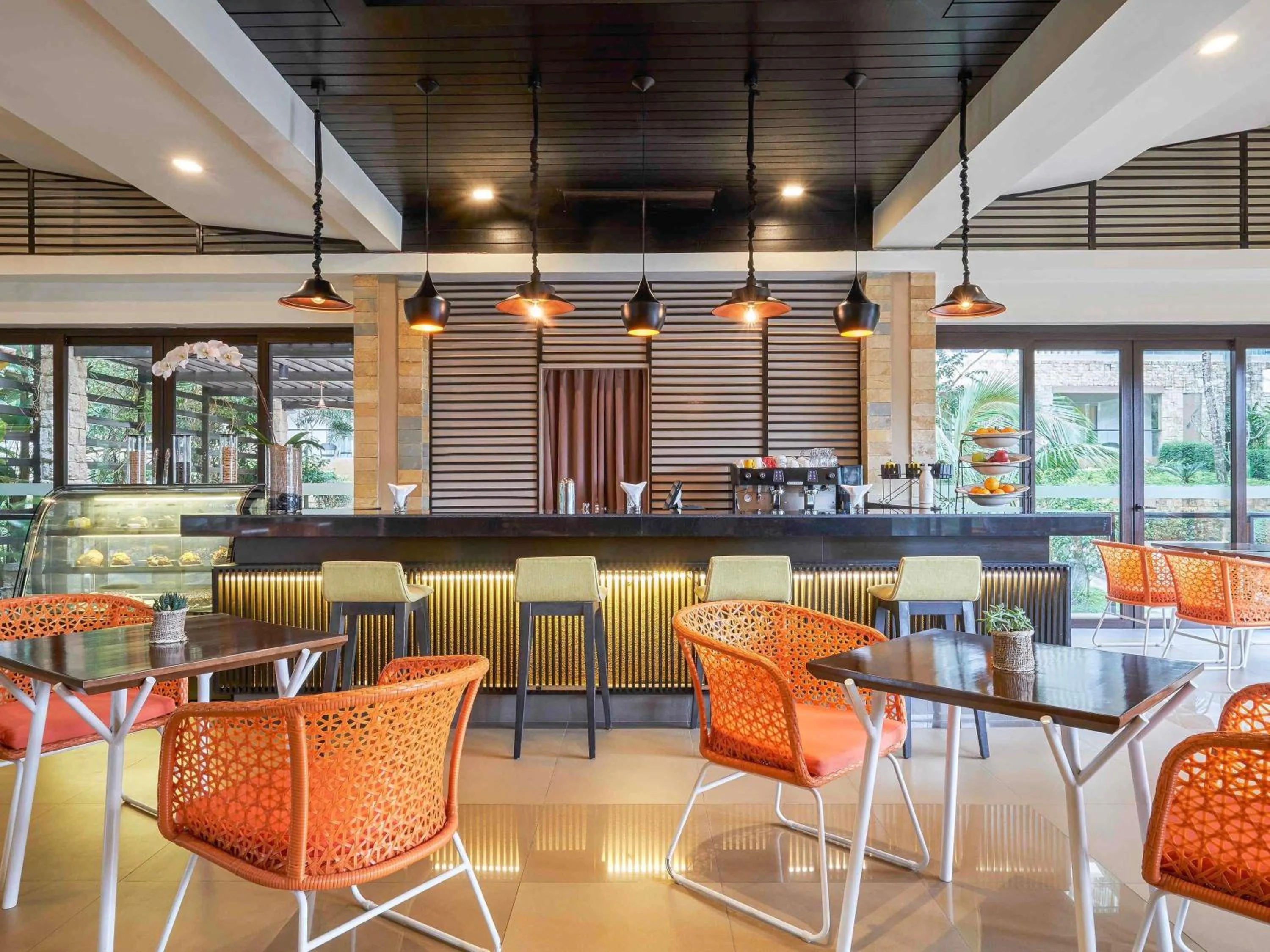 Restaurant/places to eat in Movenpick Resort & Spa Boracay