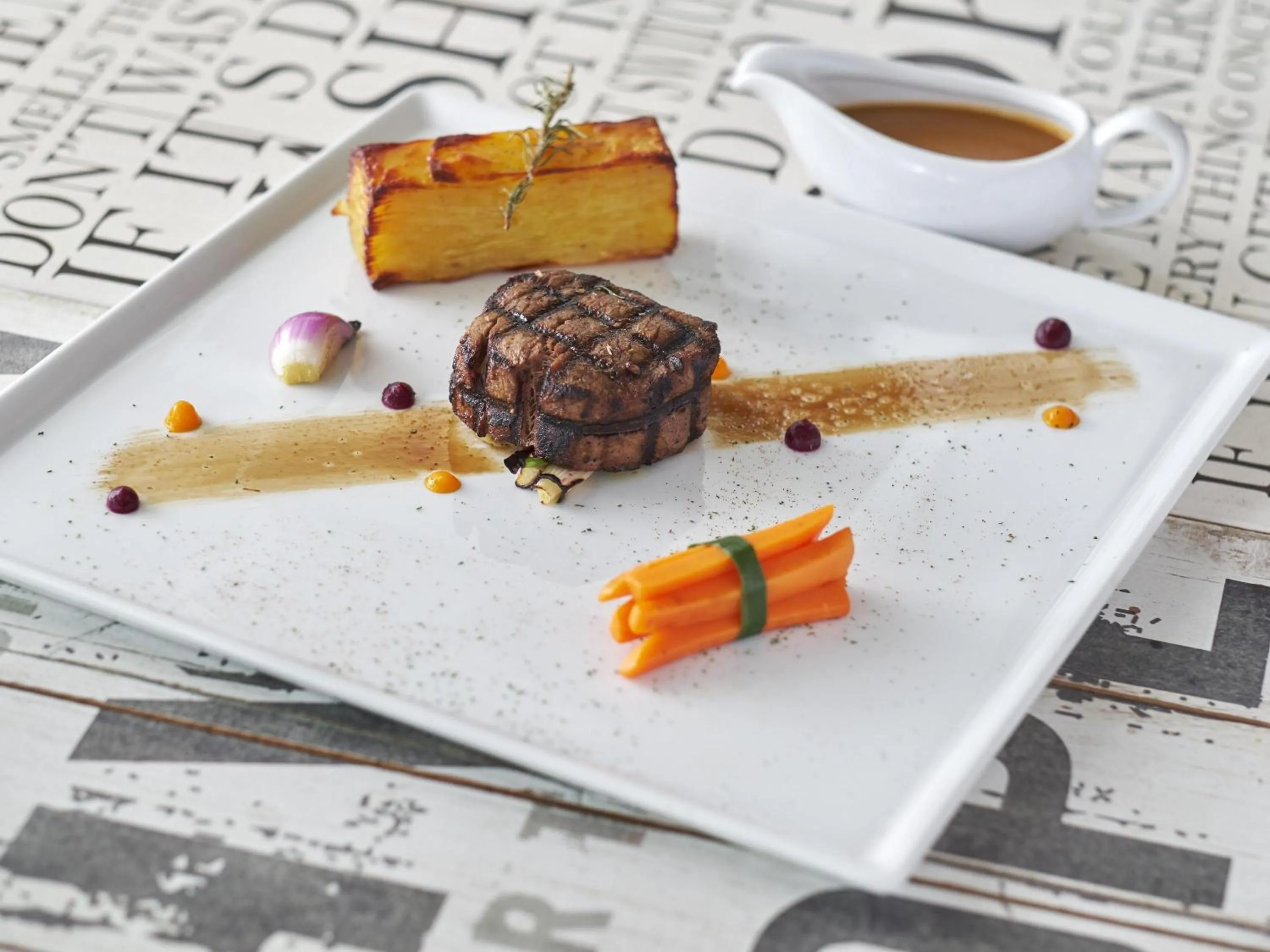 Restaurant/places to eat in Movenpick Resort & Spa Boracay