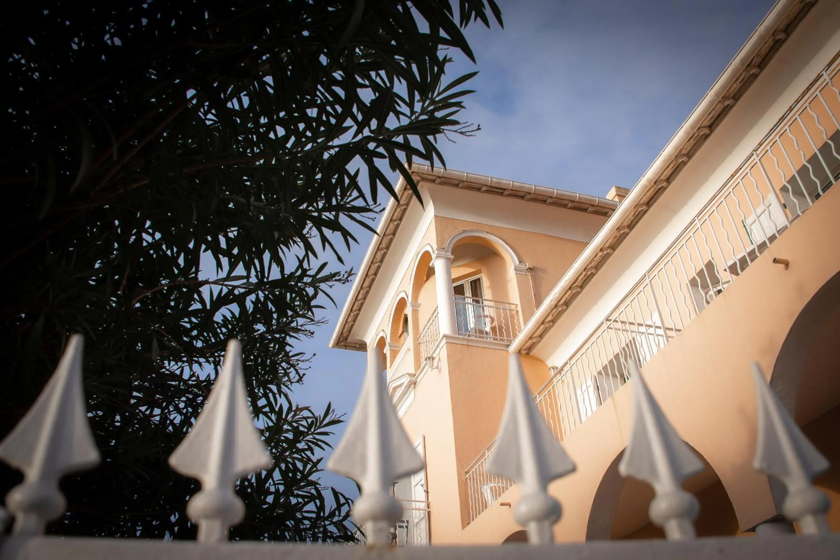 Hotel et Appartements Reine D'Azur