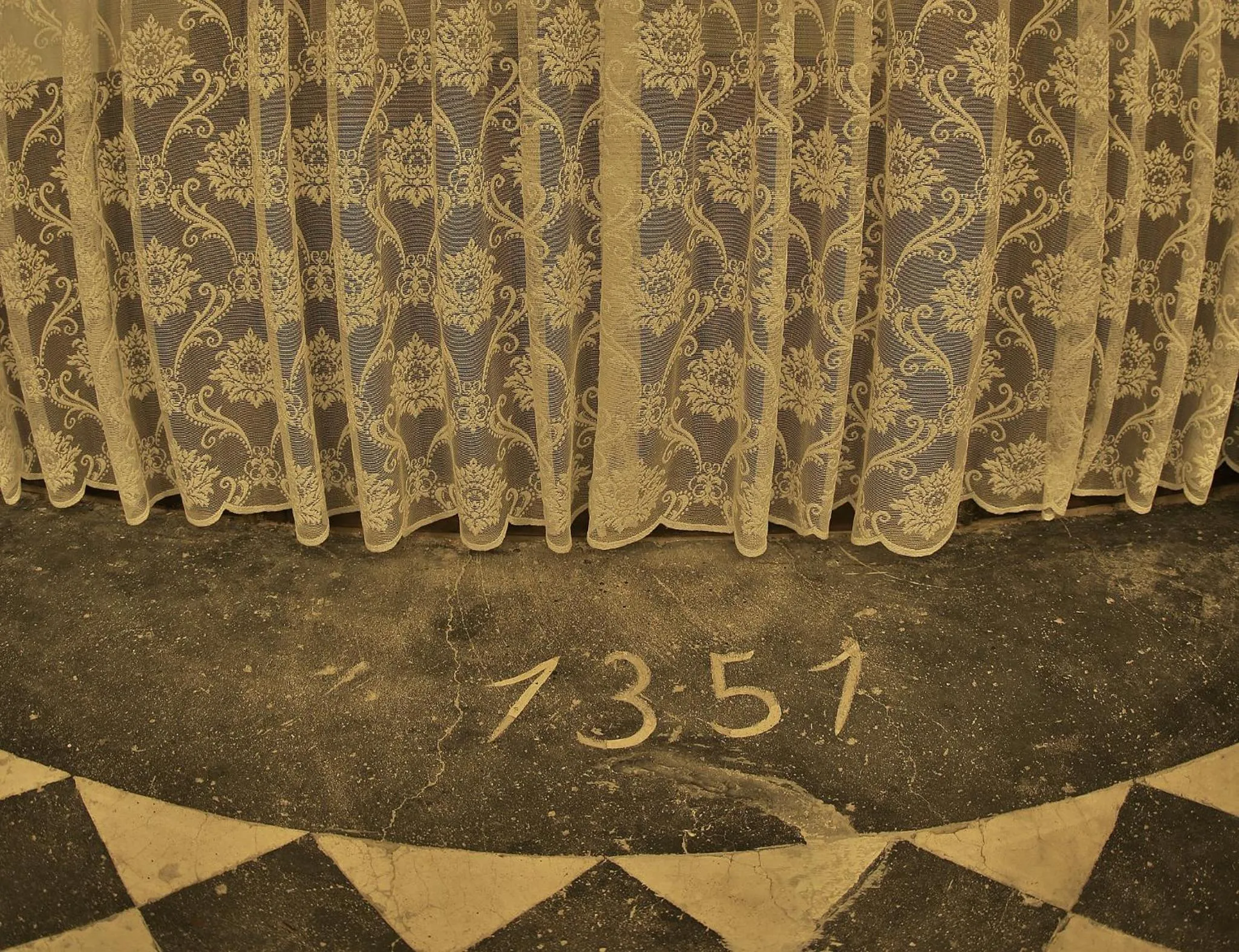 Decorative detail in Ali Bey Konagi