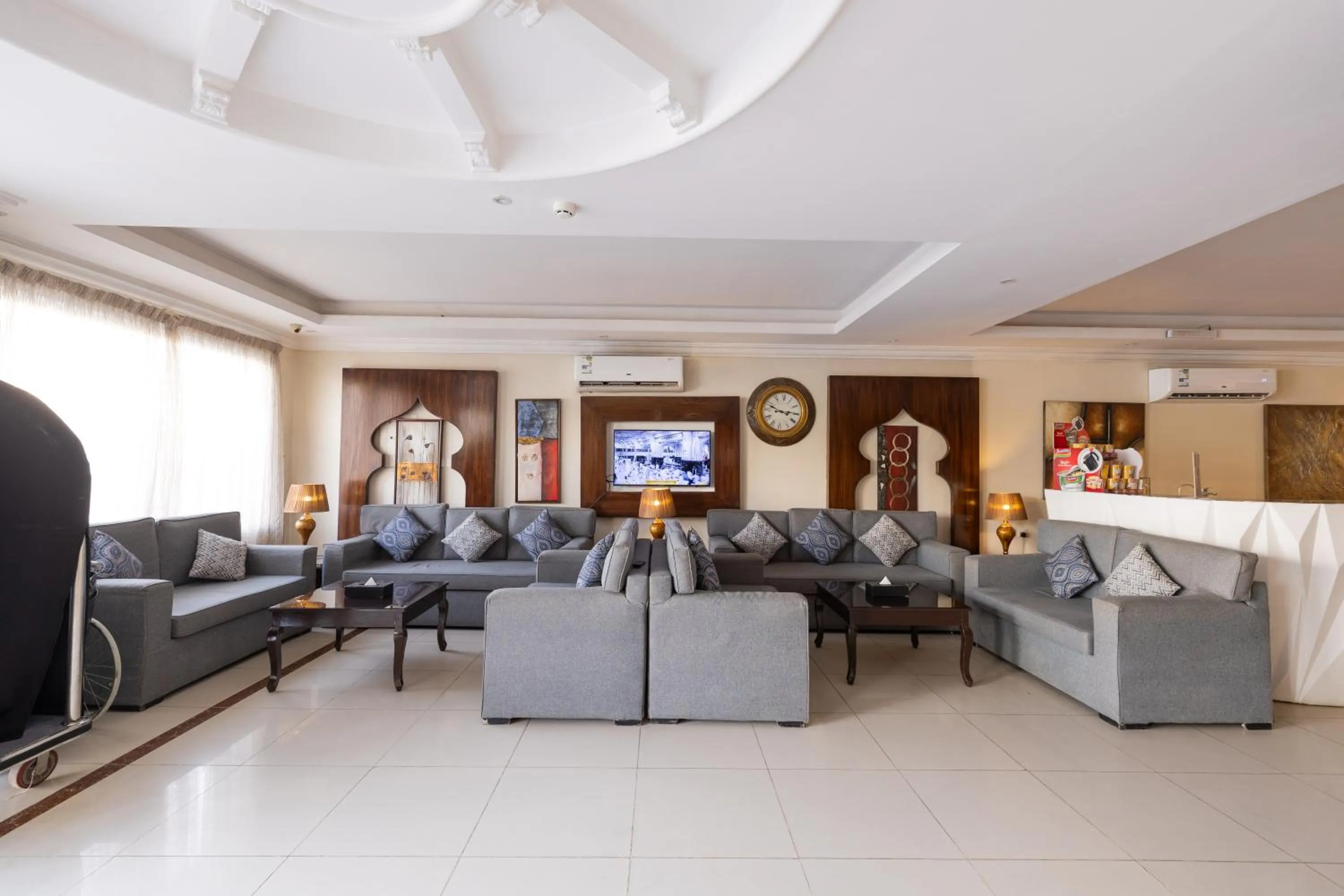 Dar NEYAARA SERVICED APARTMENTS