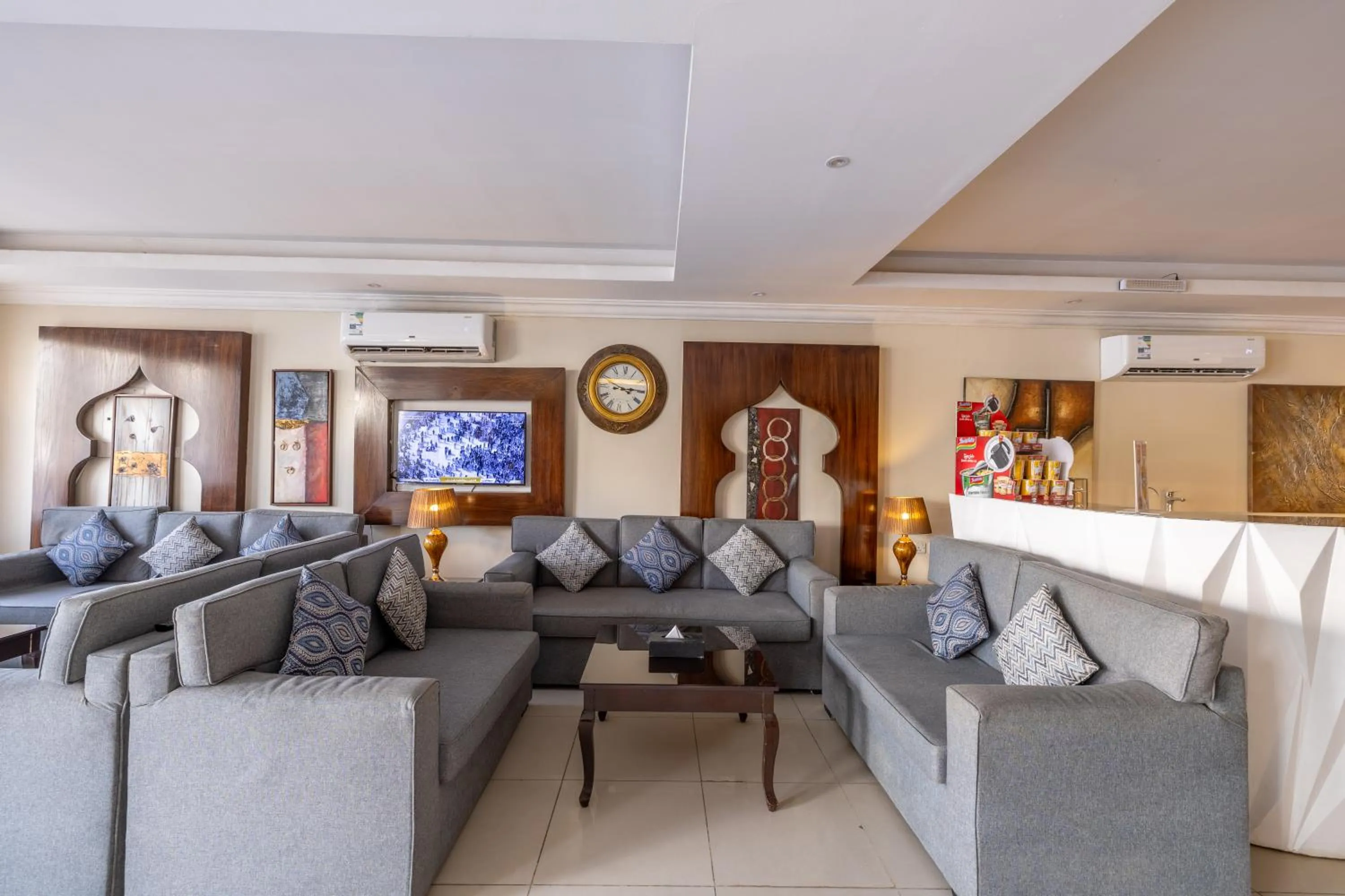 Dar NEYAARA SERVICED APARTMENTS