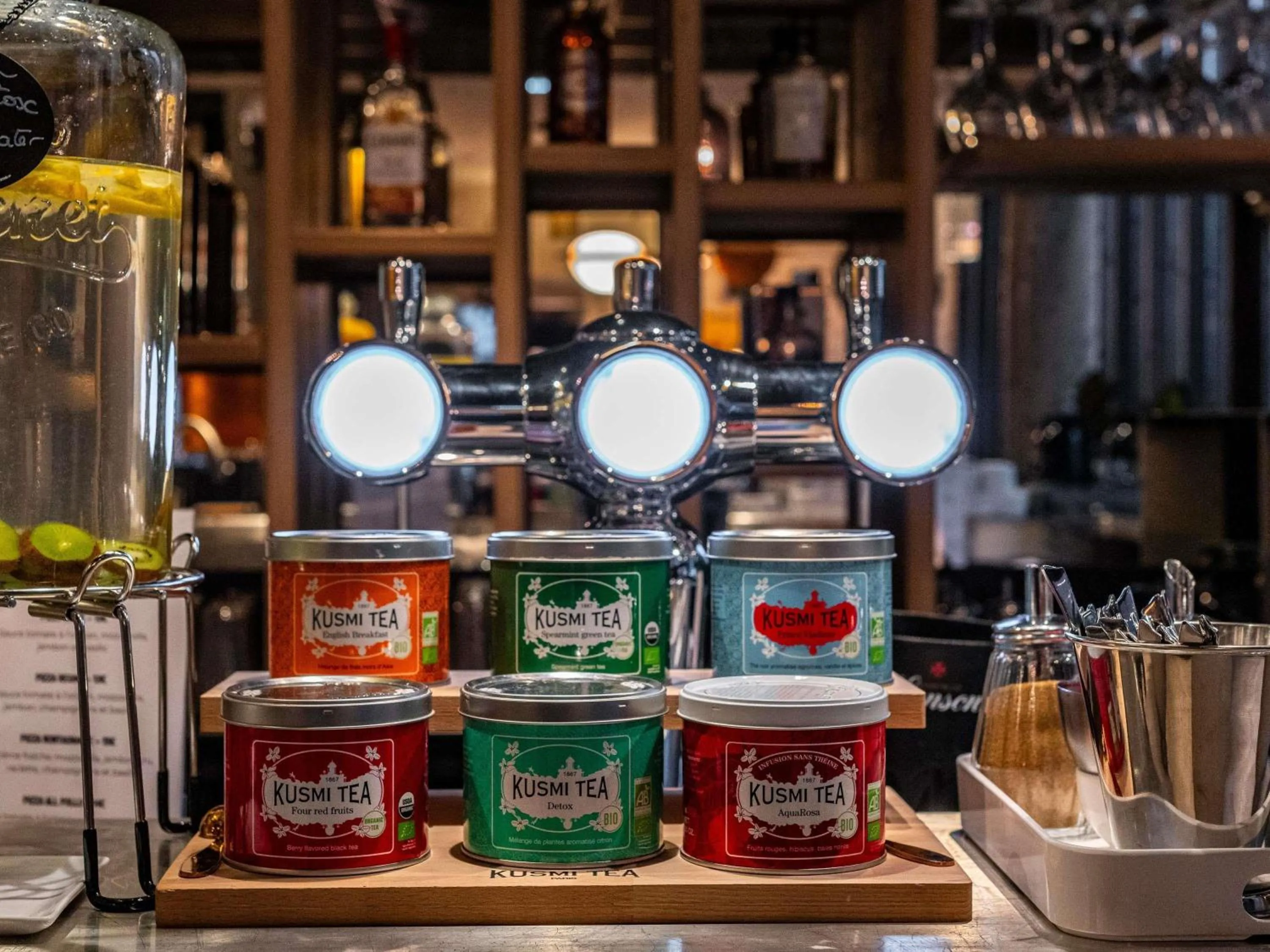 Breakfast in Novotel Suites Reims Centre