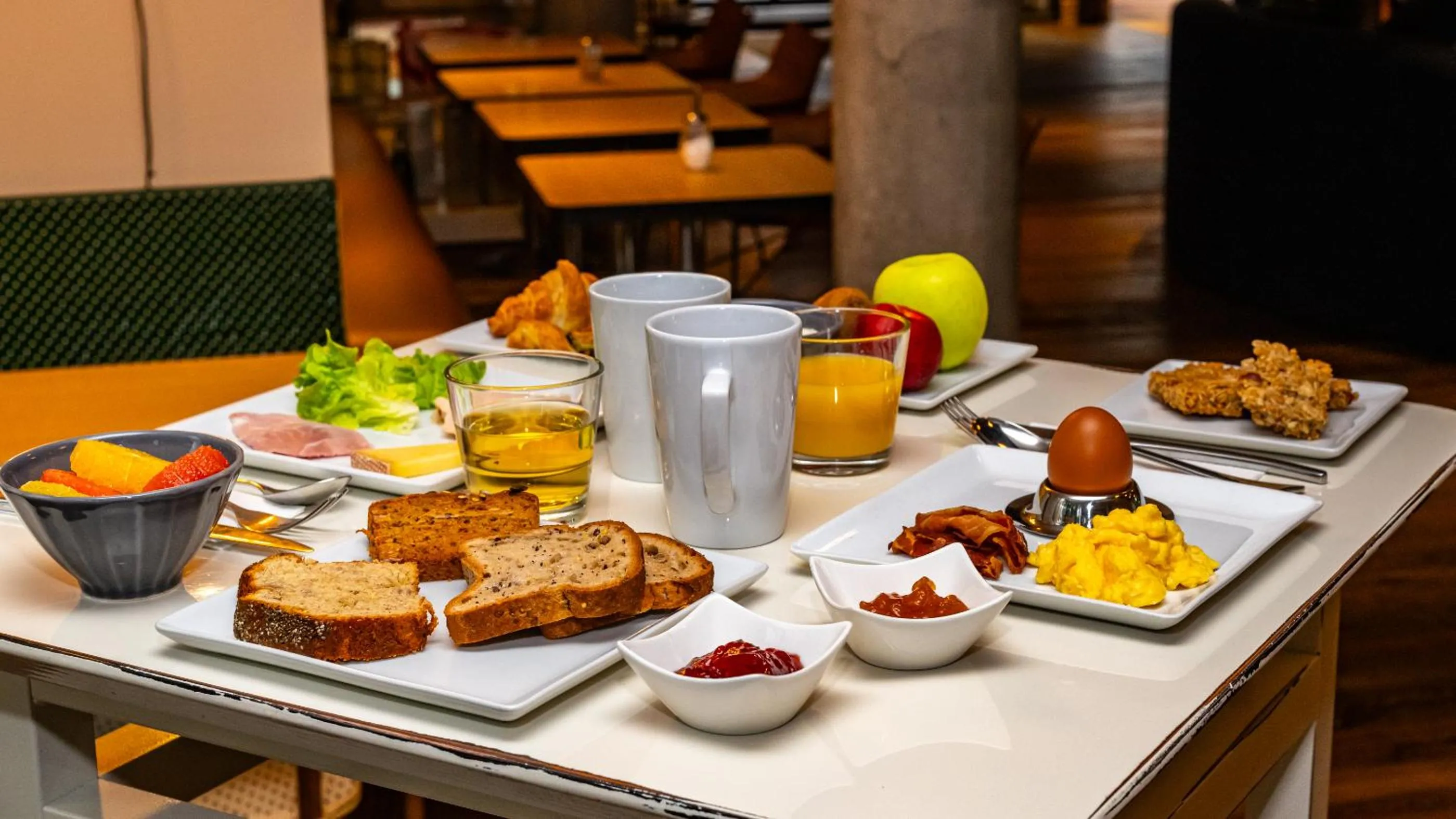 Food and drinks in Novotel Suites Reims Centre