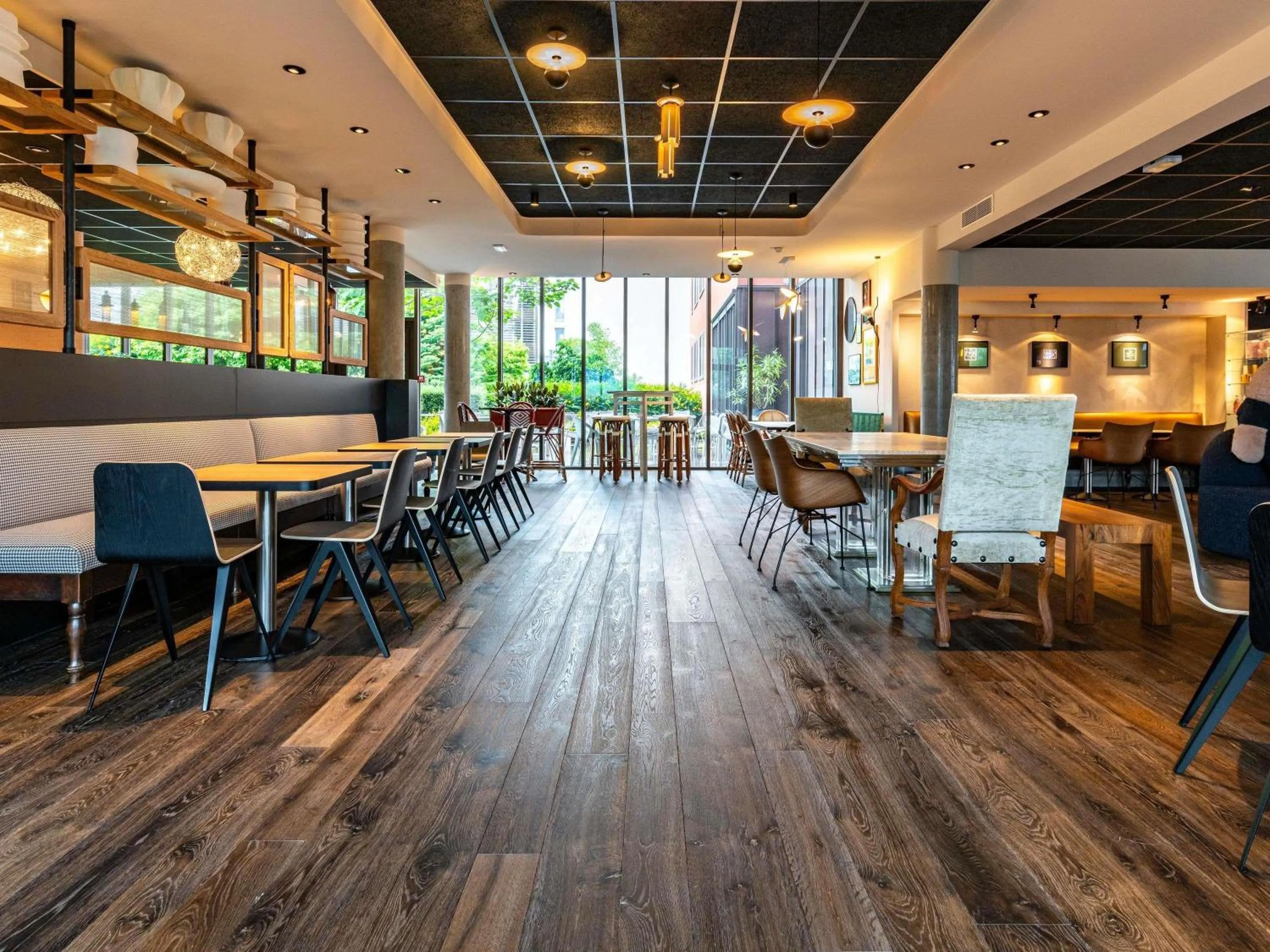 Property building in Novotel Suites Reims Centre