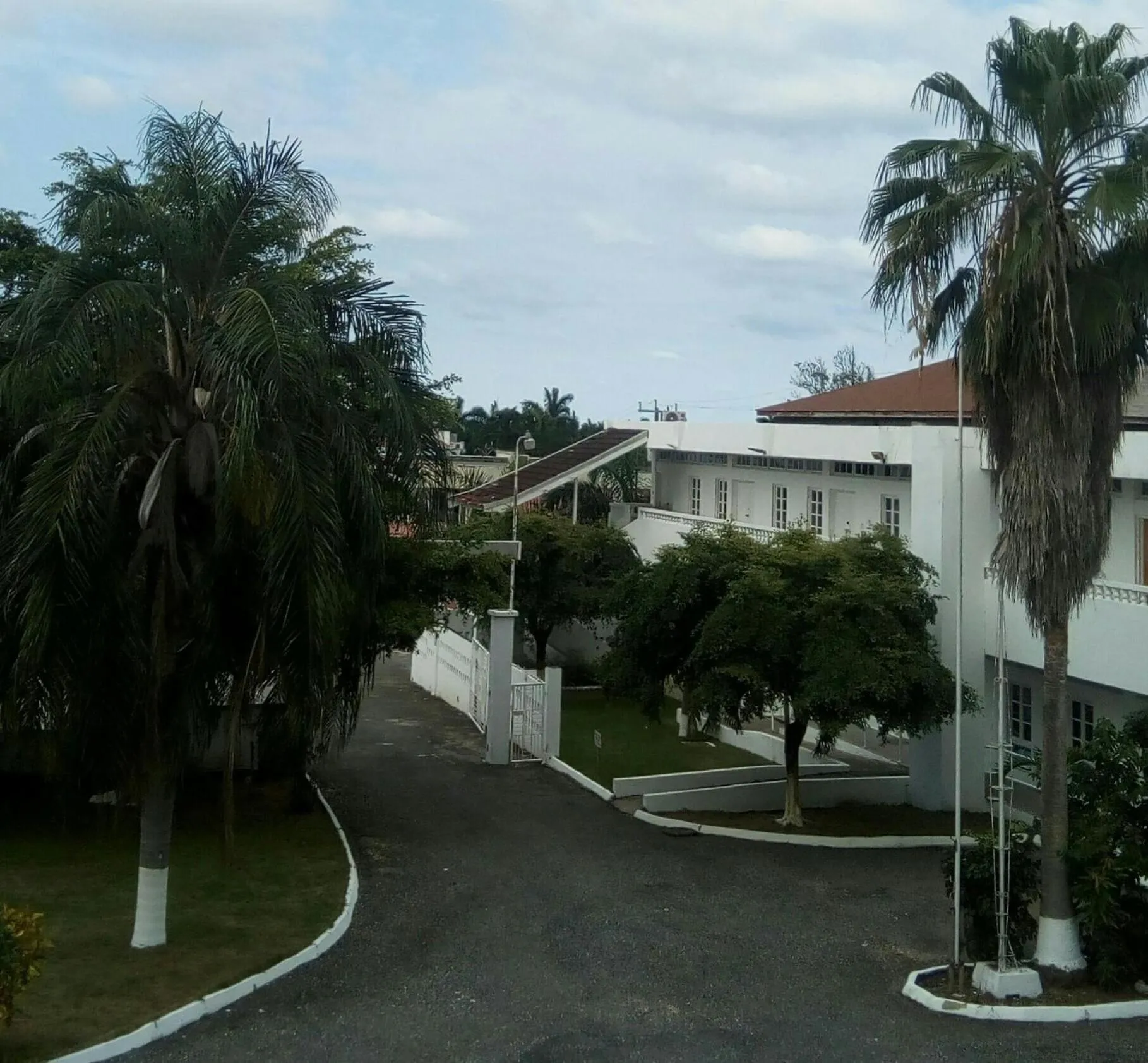 Facade/entrance in Sea Shell Palms, Ocho Rios