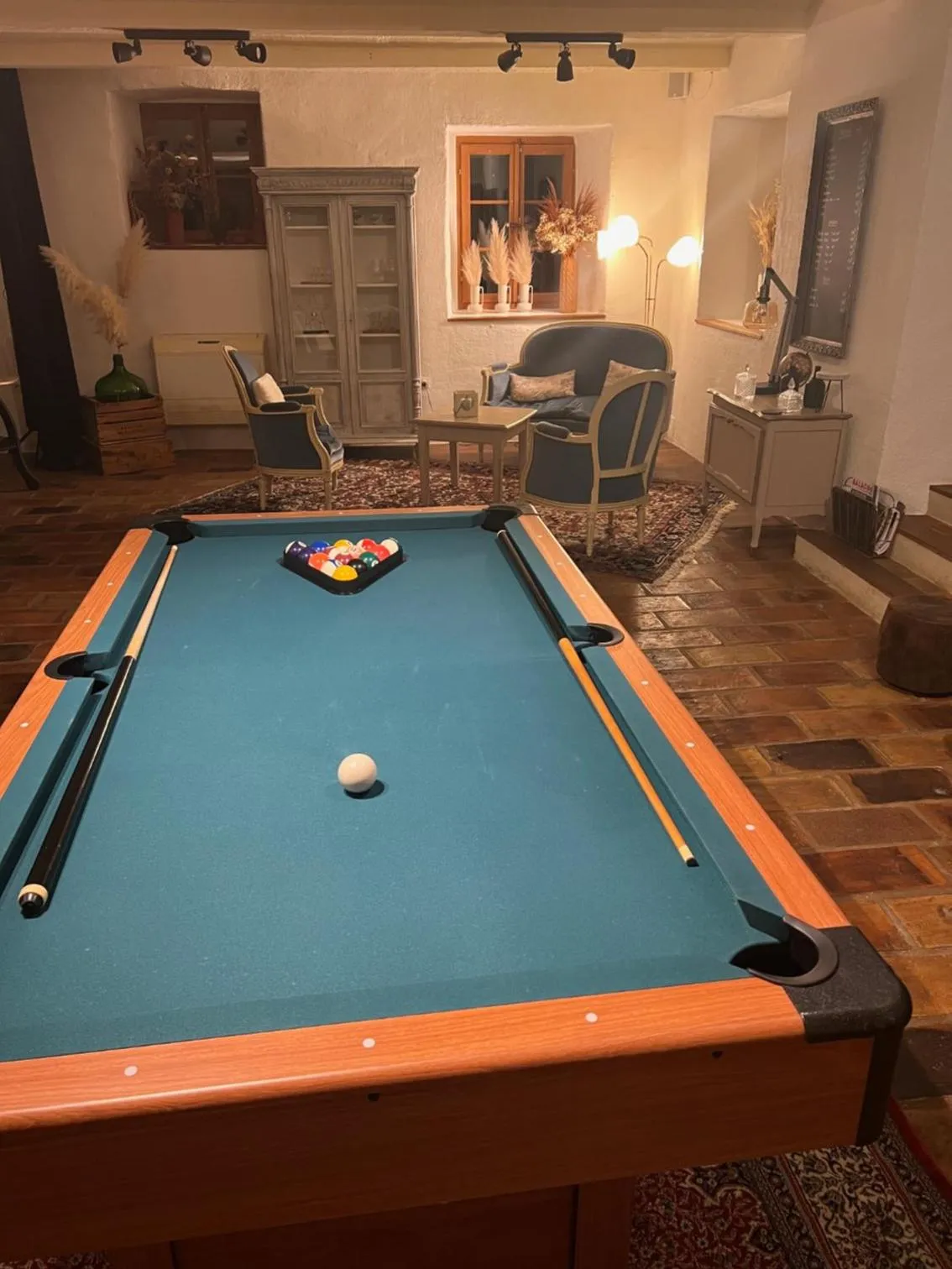 Billiard in Auberge La Plaine