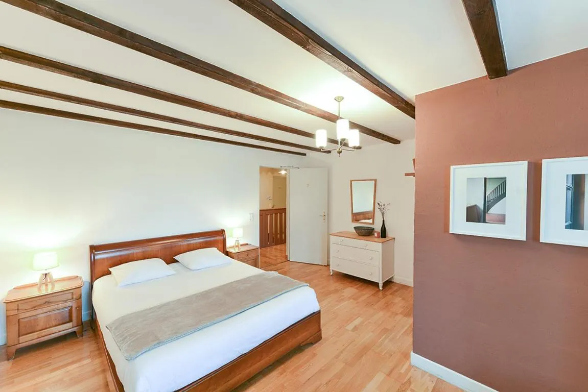 Bed in Auberge La Plaine