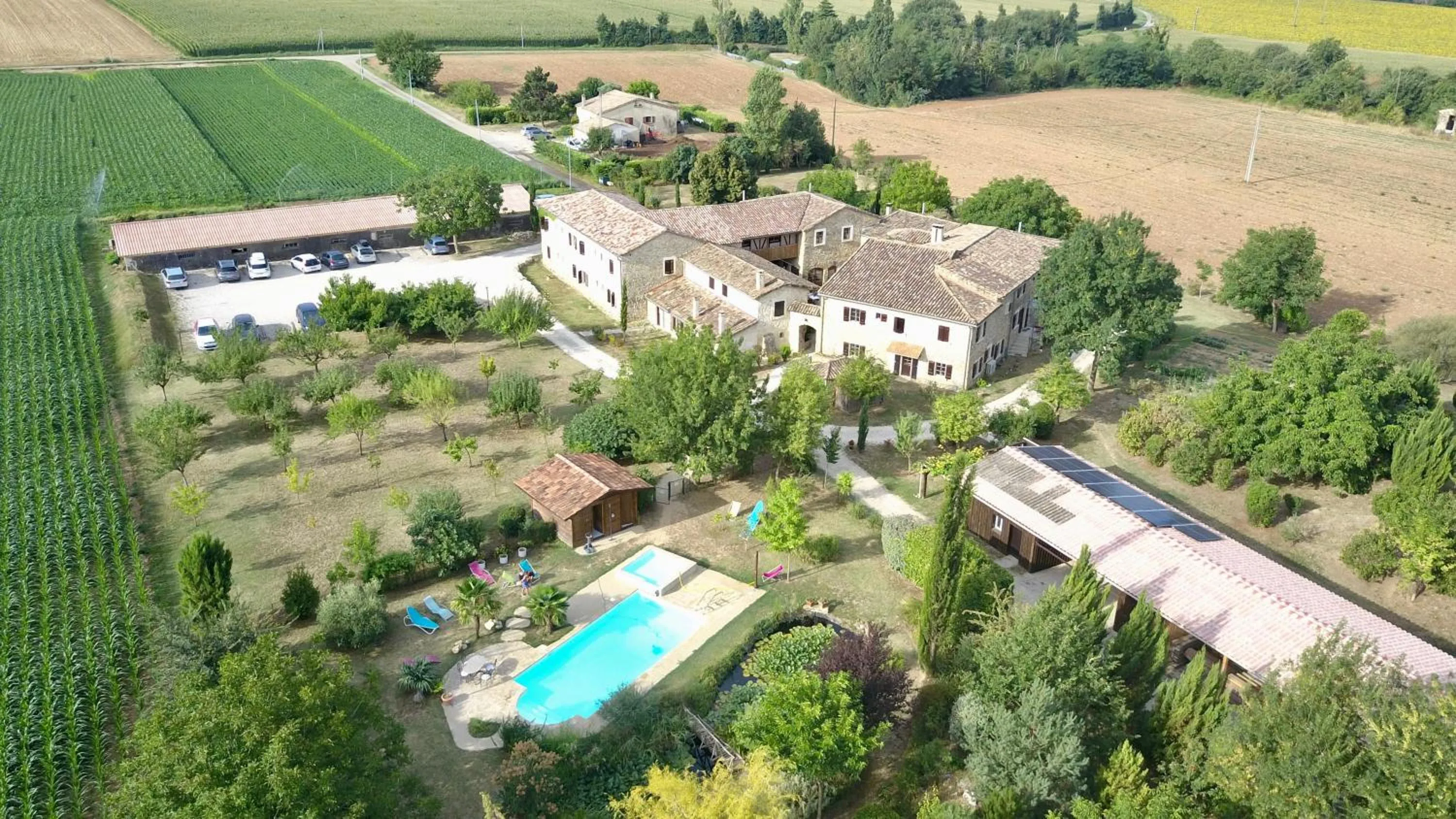 Property building in Auberge La Plaine