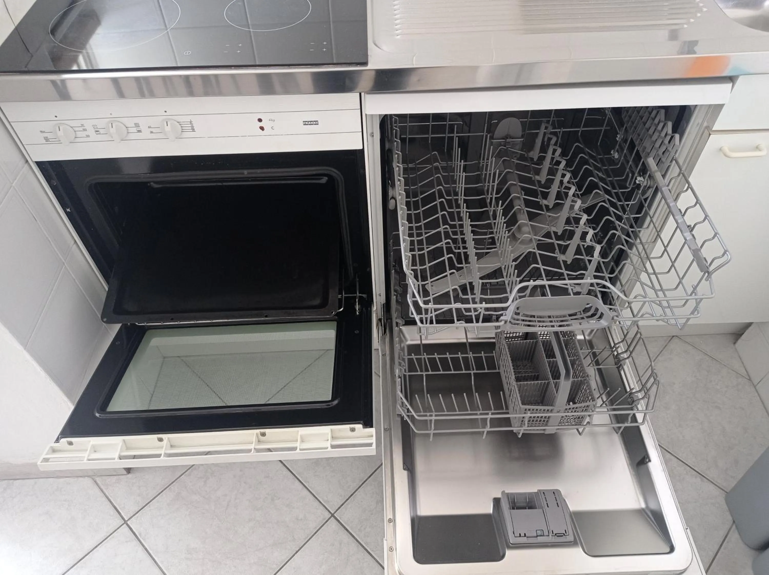 Kitchen or kitchenette in Residence Le Vele