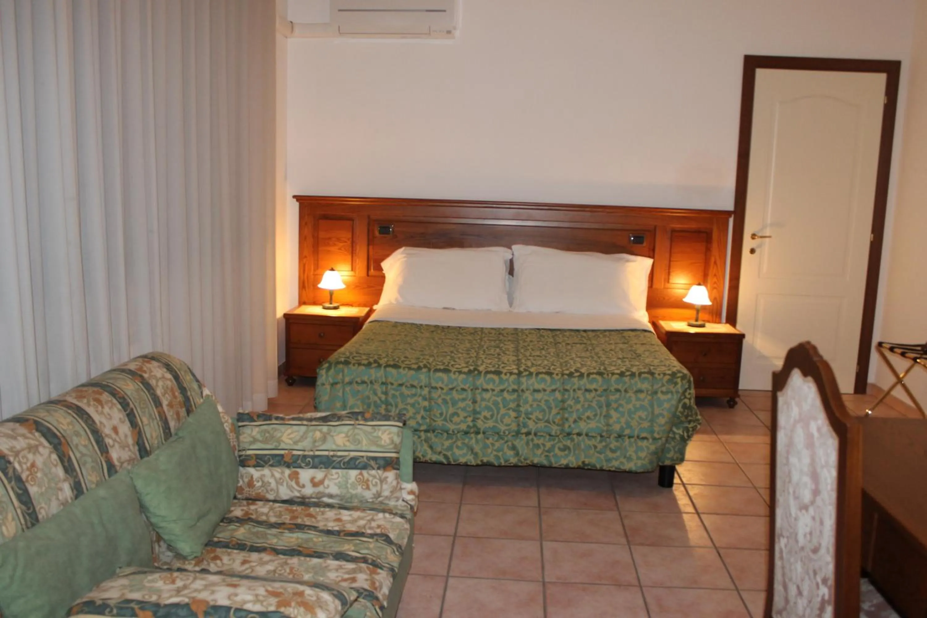 Bedroom, Bed in Residence La Piscina