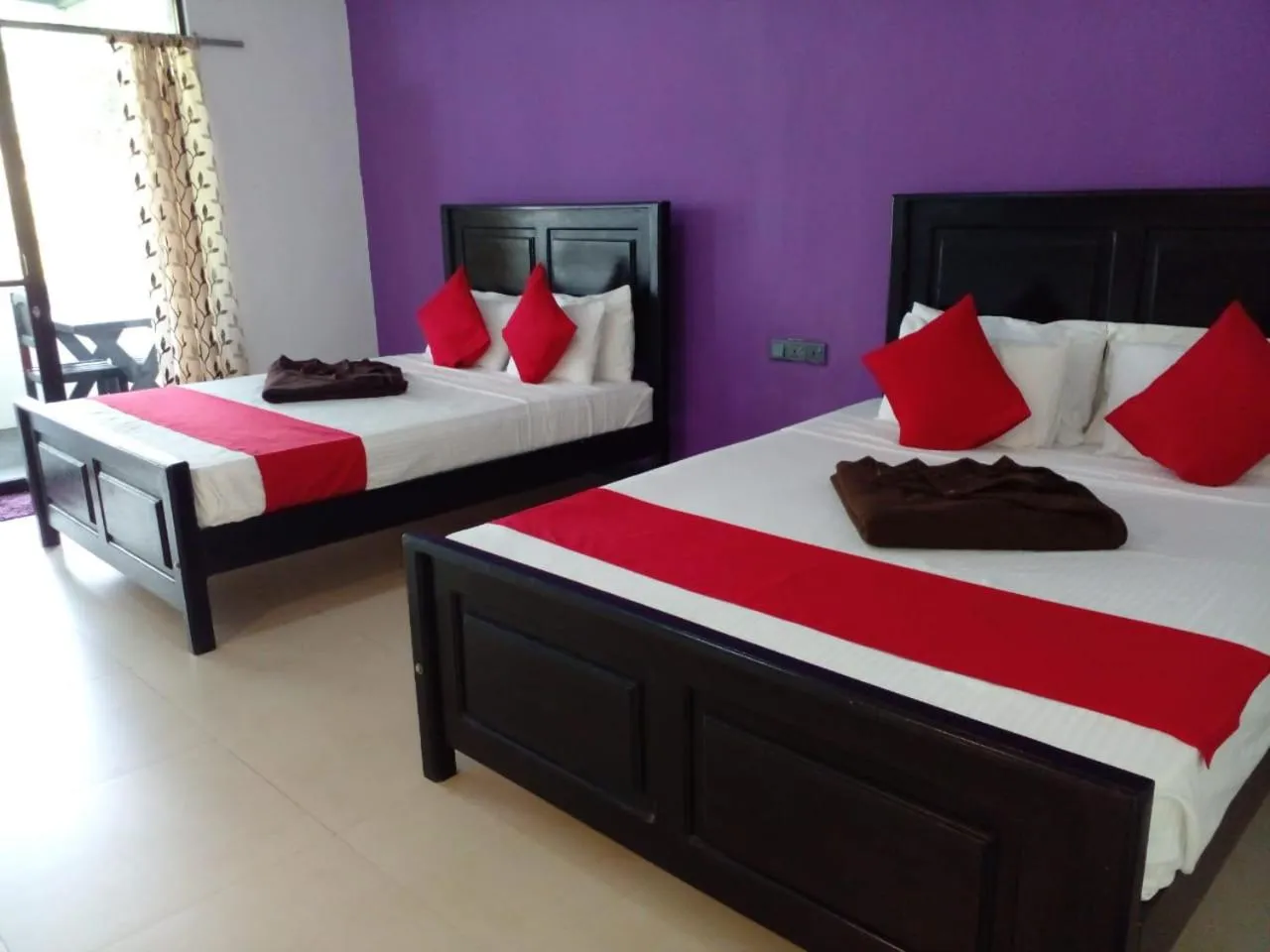 Bed in Ella Forest Paradise Hotel