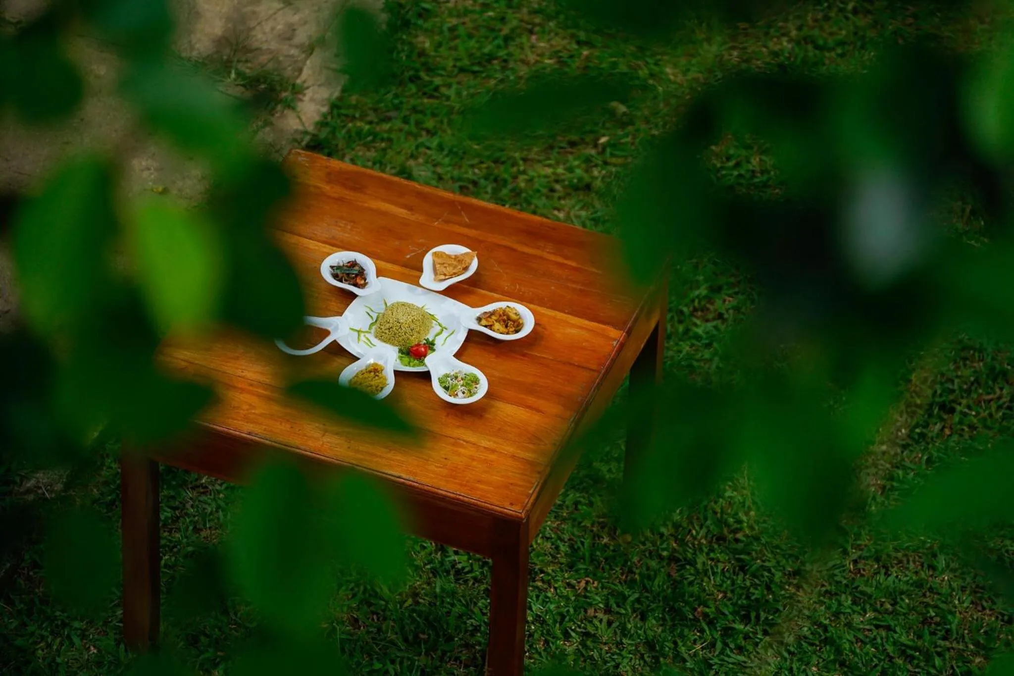 Food and drinks in Ella Forest Paradise Hotel