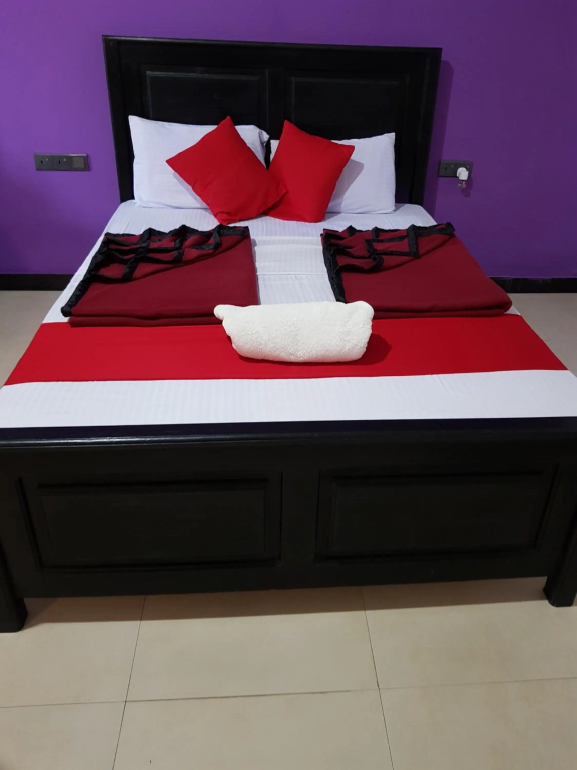 Bed in Ella Forest Paradise Hotel