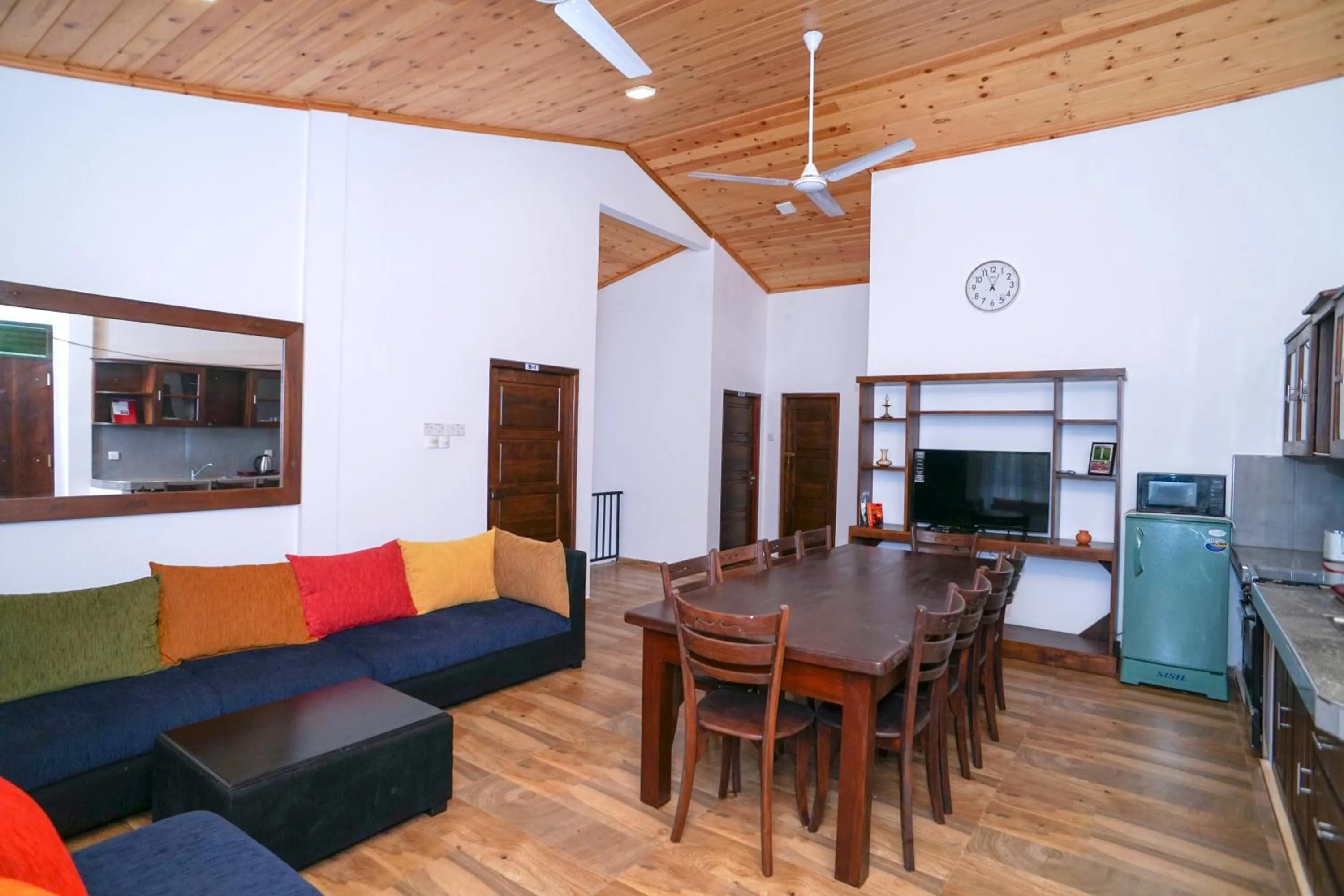 Kitchen or kitchenette in Surf Sea Breeze Apartments