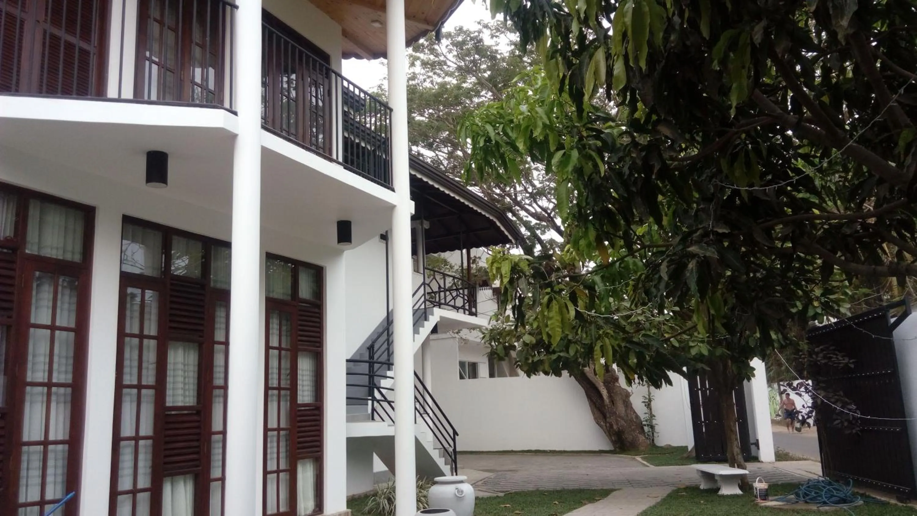 Property building in Surf Sea Breeze Apartments