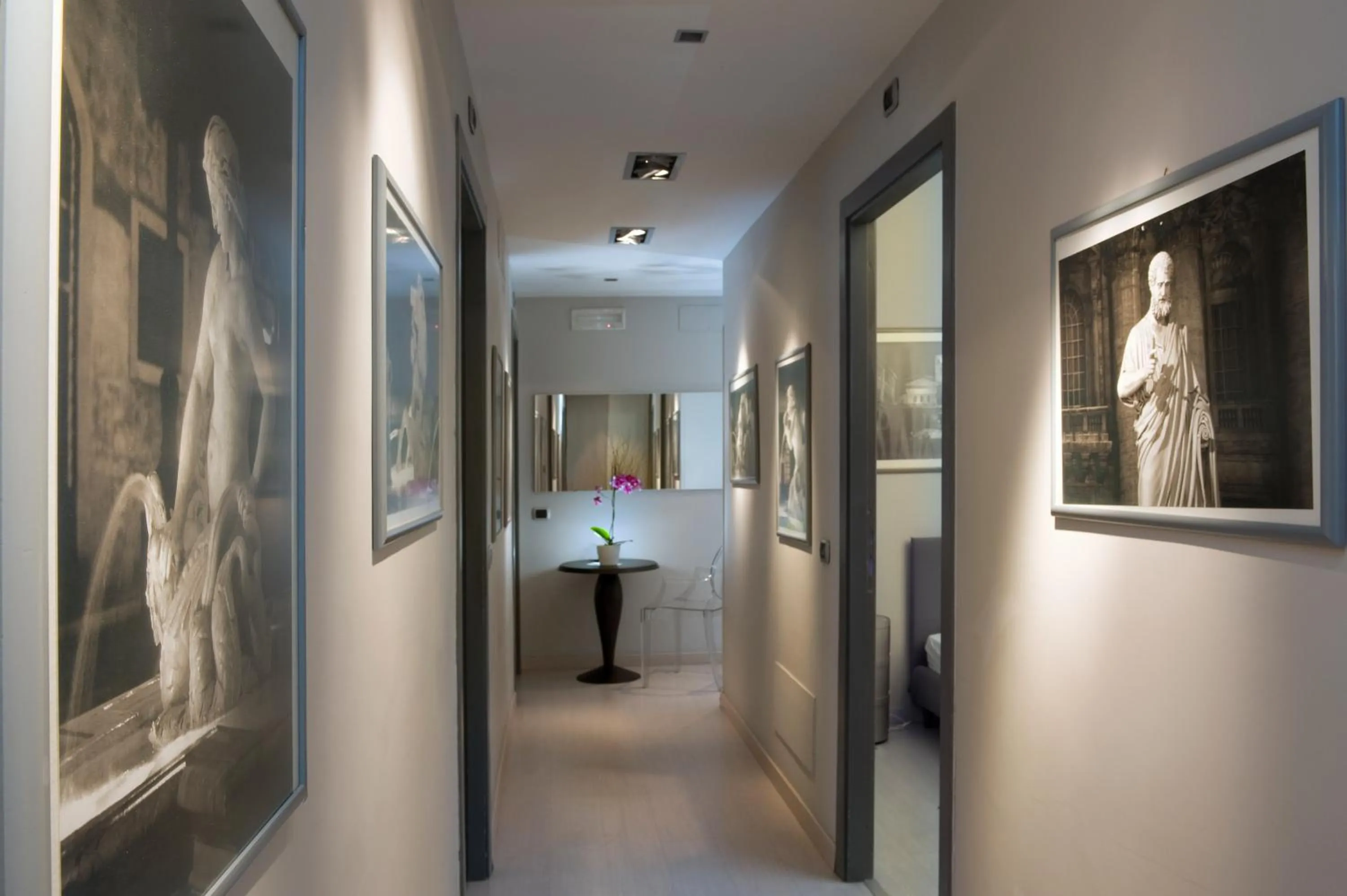 Lobby or reception in B&B Best Vatican