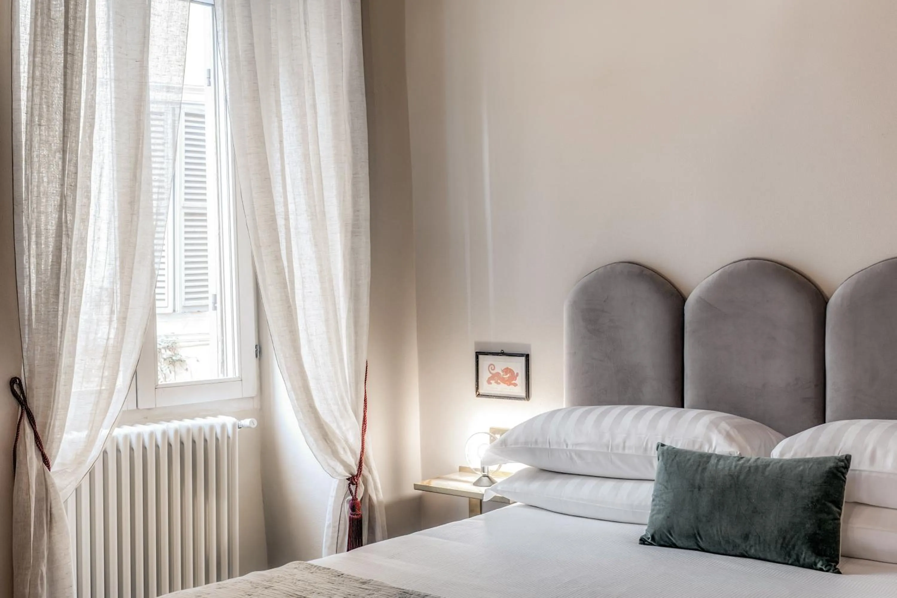 Bedroom, Bed in HiSuiteROME - ApartHotel