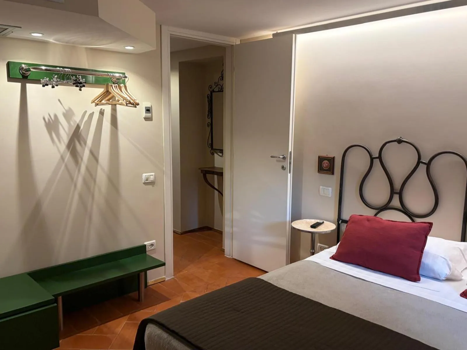 Bedroom, Bed in HiSuiteROME - ApartHotel