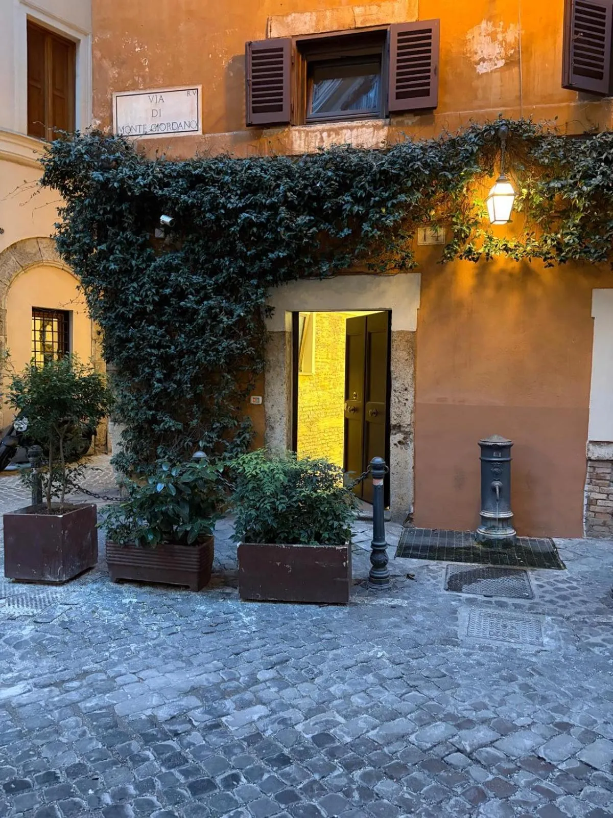 Property building in HiSuiteROME - ApartHotel