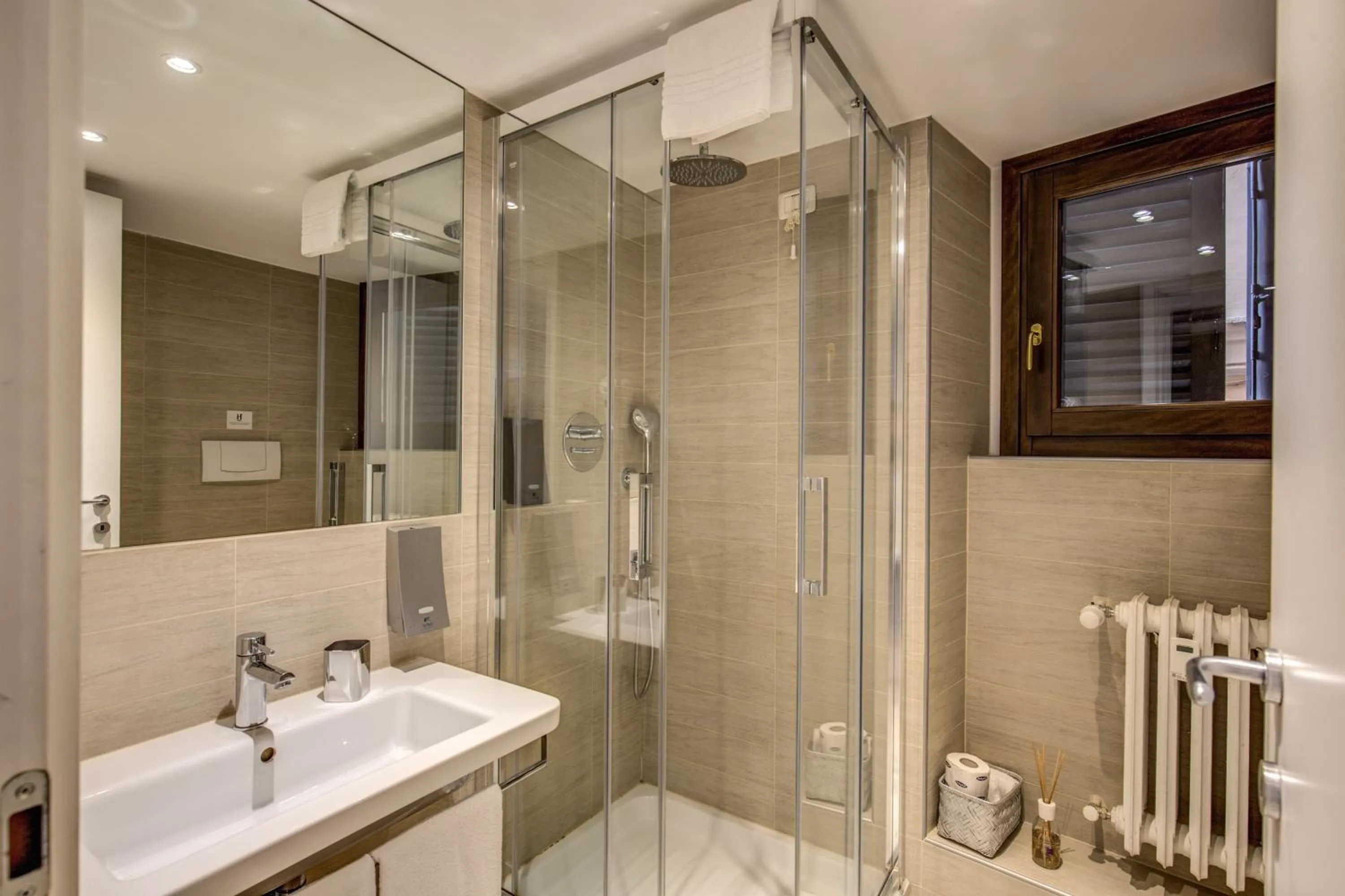 Bathroom in HiSuiteROME - ApartHotel