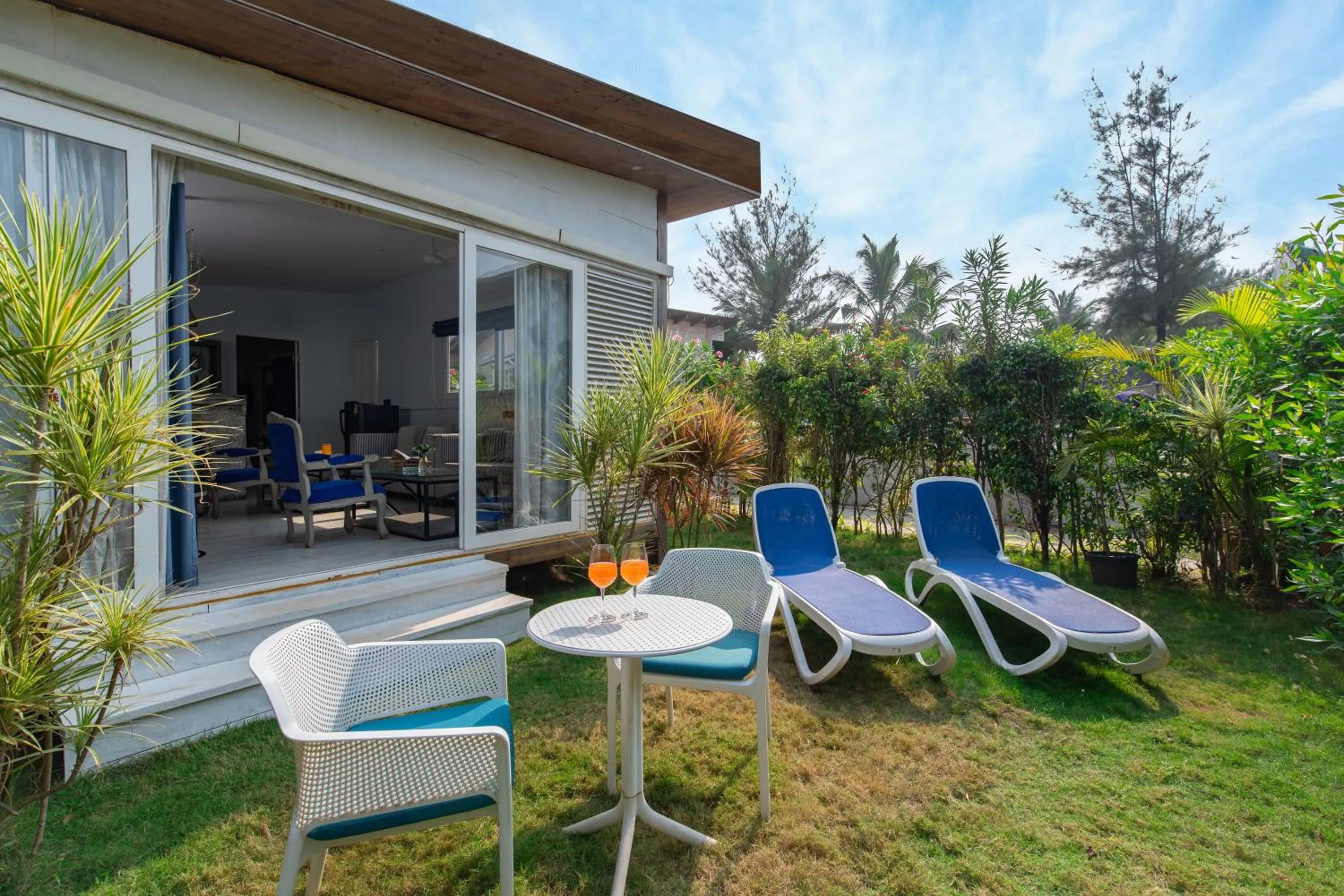 Garden in Living Room Beach Resort