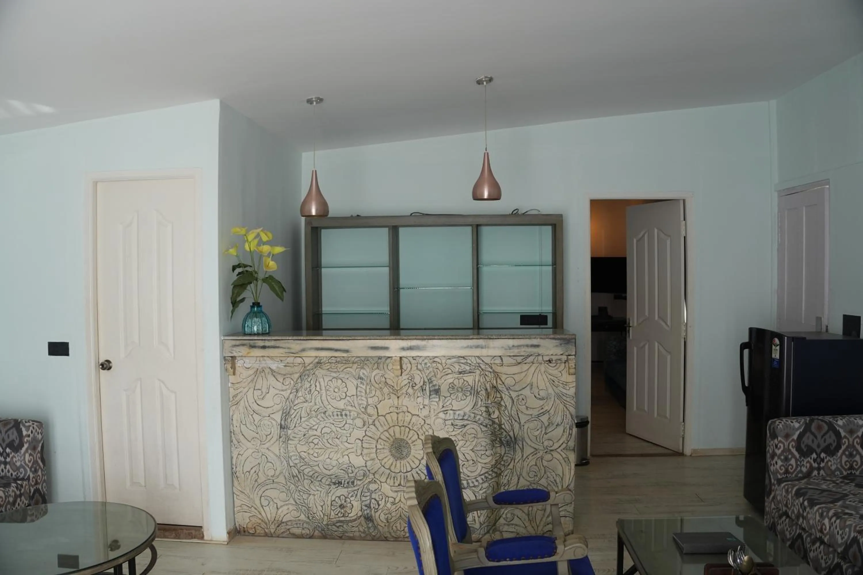 Lounge or bar in Living Room Beach Resort