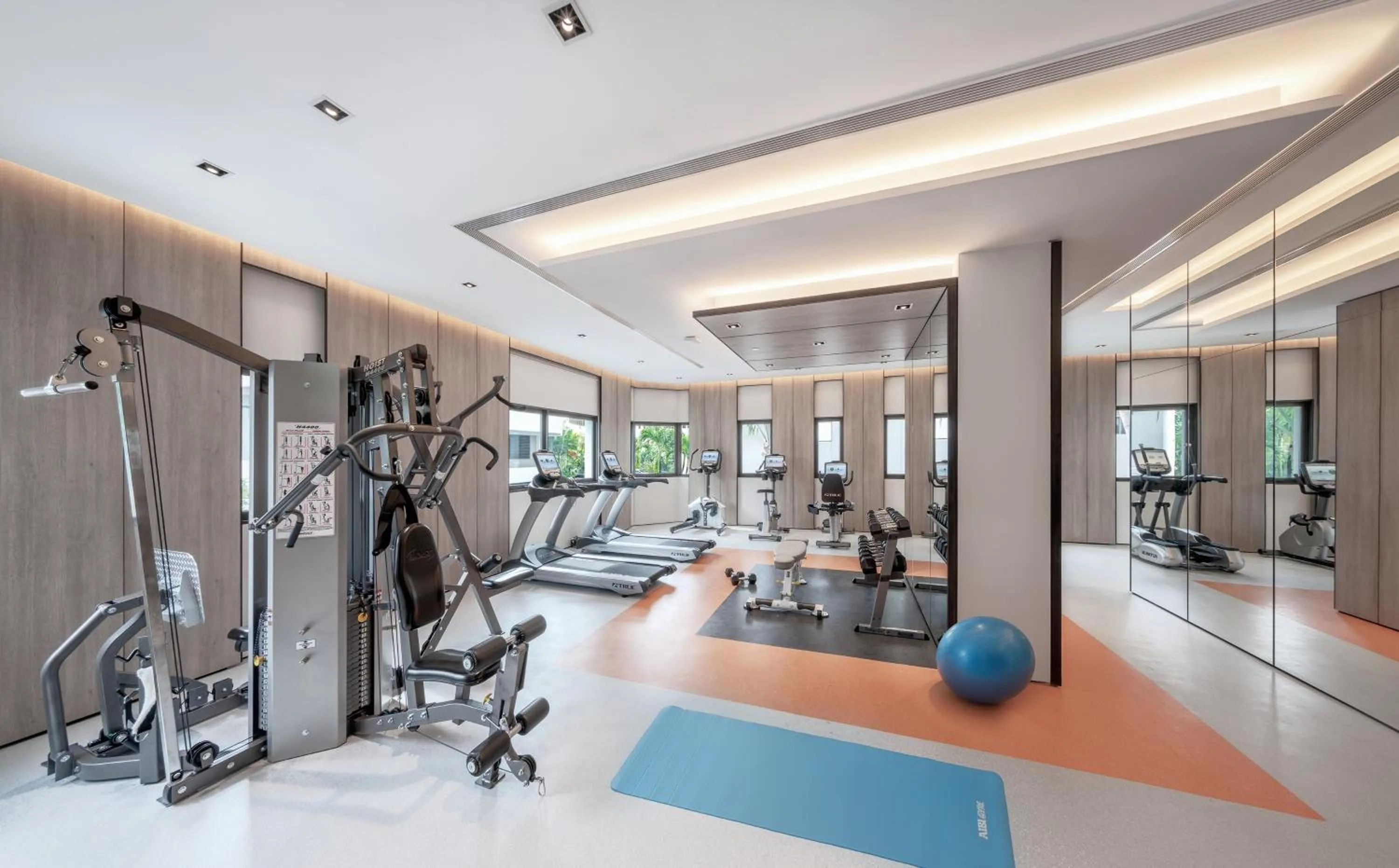 Fitness centre/facilities in Le Grove Serviced Residences