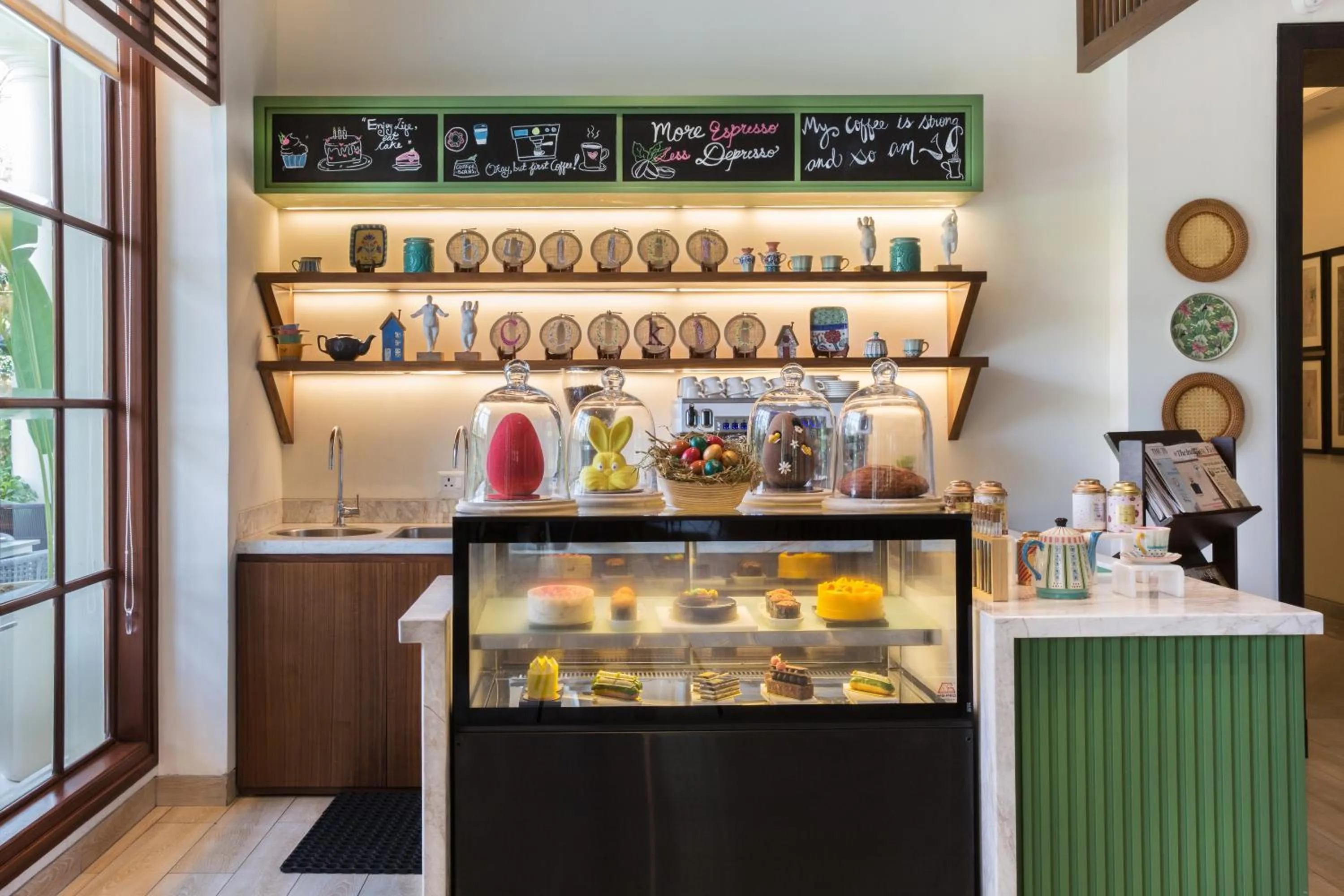 Coffee/tea facilities in DLF Club 3