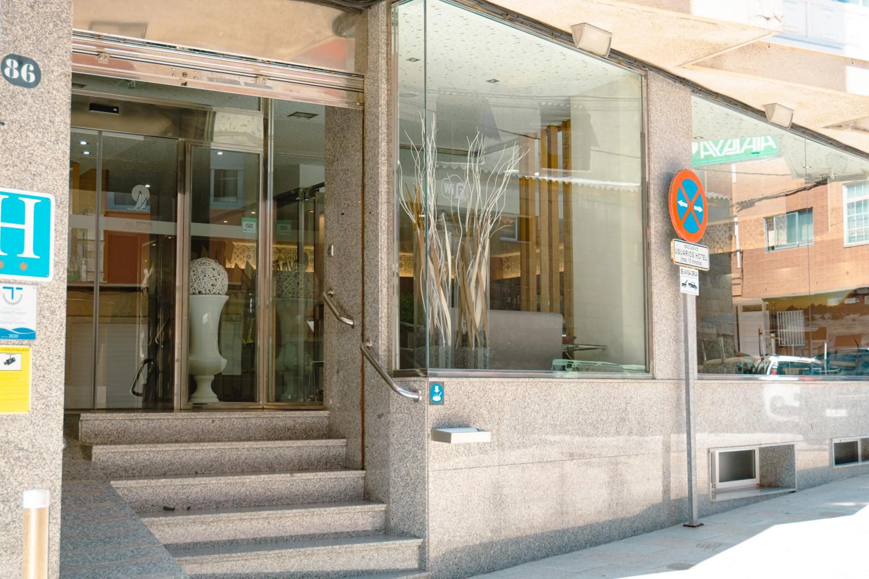 Facade/entrance in Hotel Atalaya I