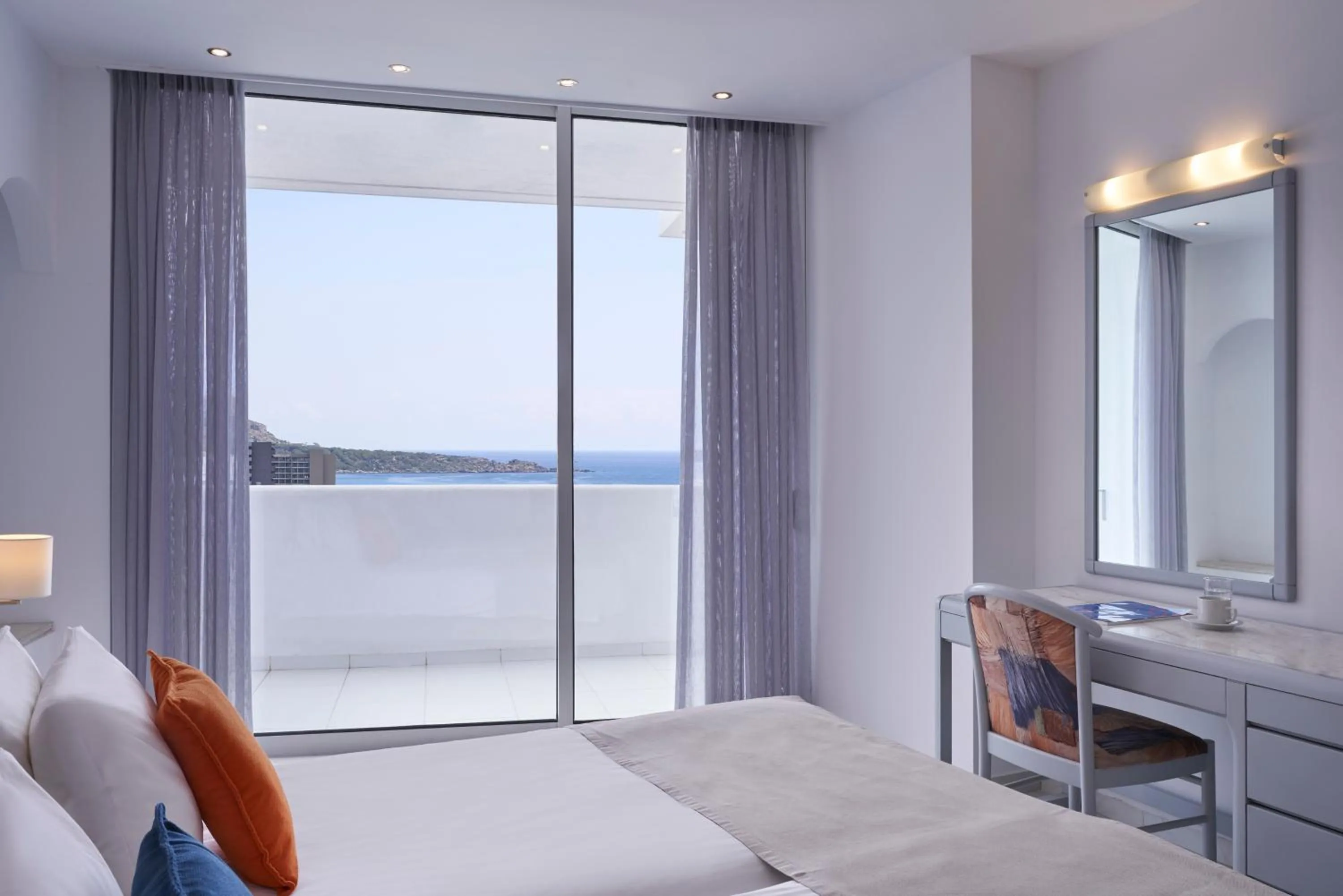 Bedroom, Bed in Epsilon Hotel Apartments