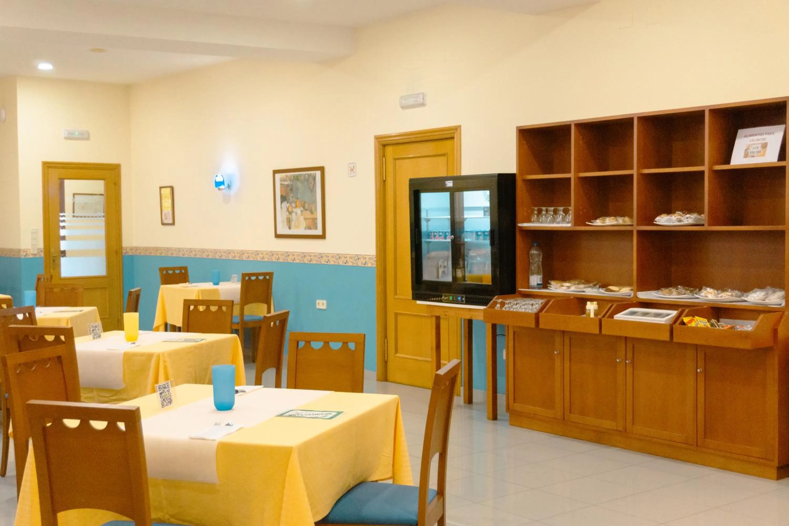 Dining area in Hotel Atalaya II