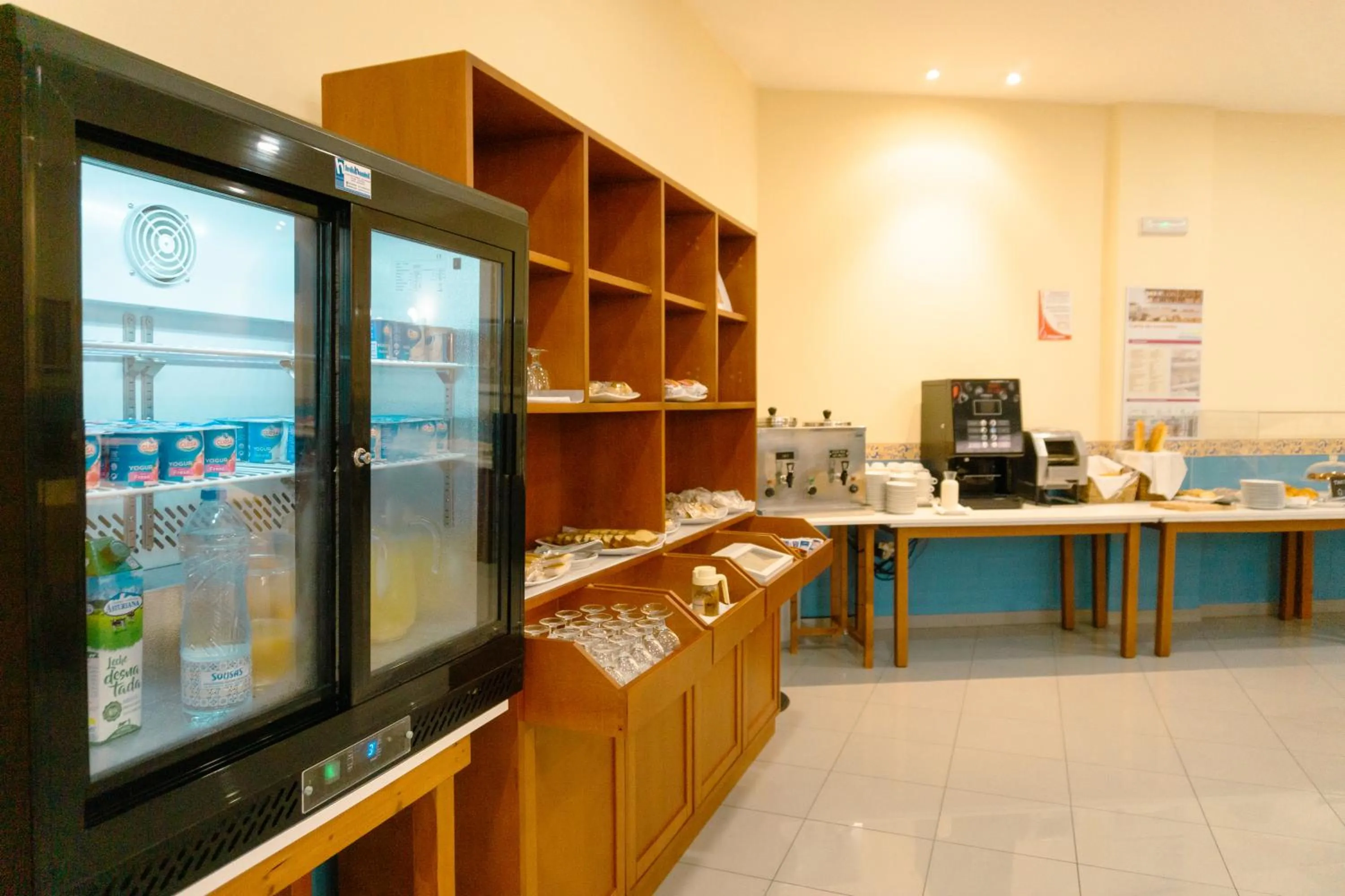 Buffet breakfast in Hotel Atalaya II