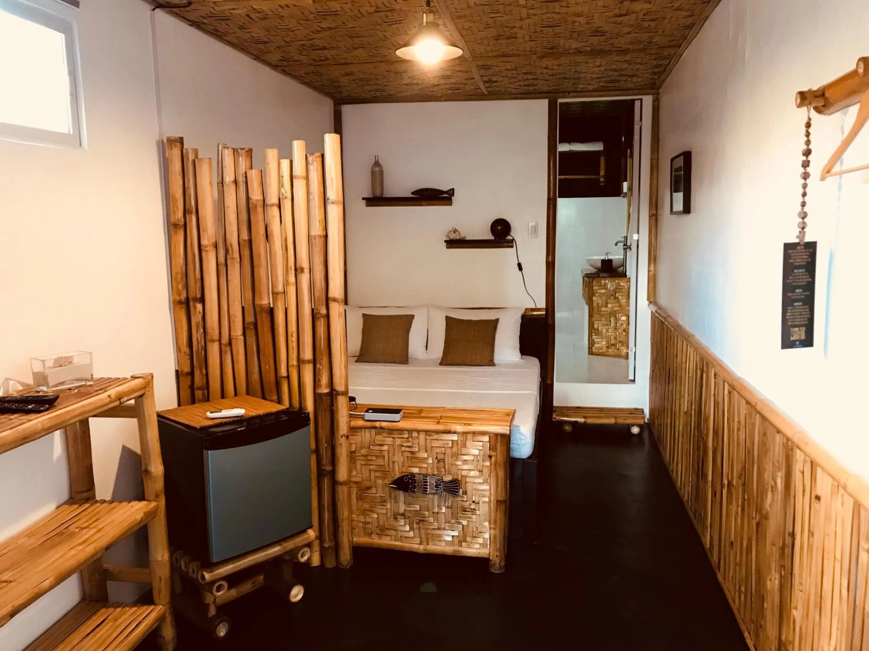 Photo of the whole room in Everyday Sunday Formerly Carl's Island Inn