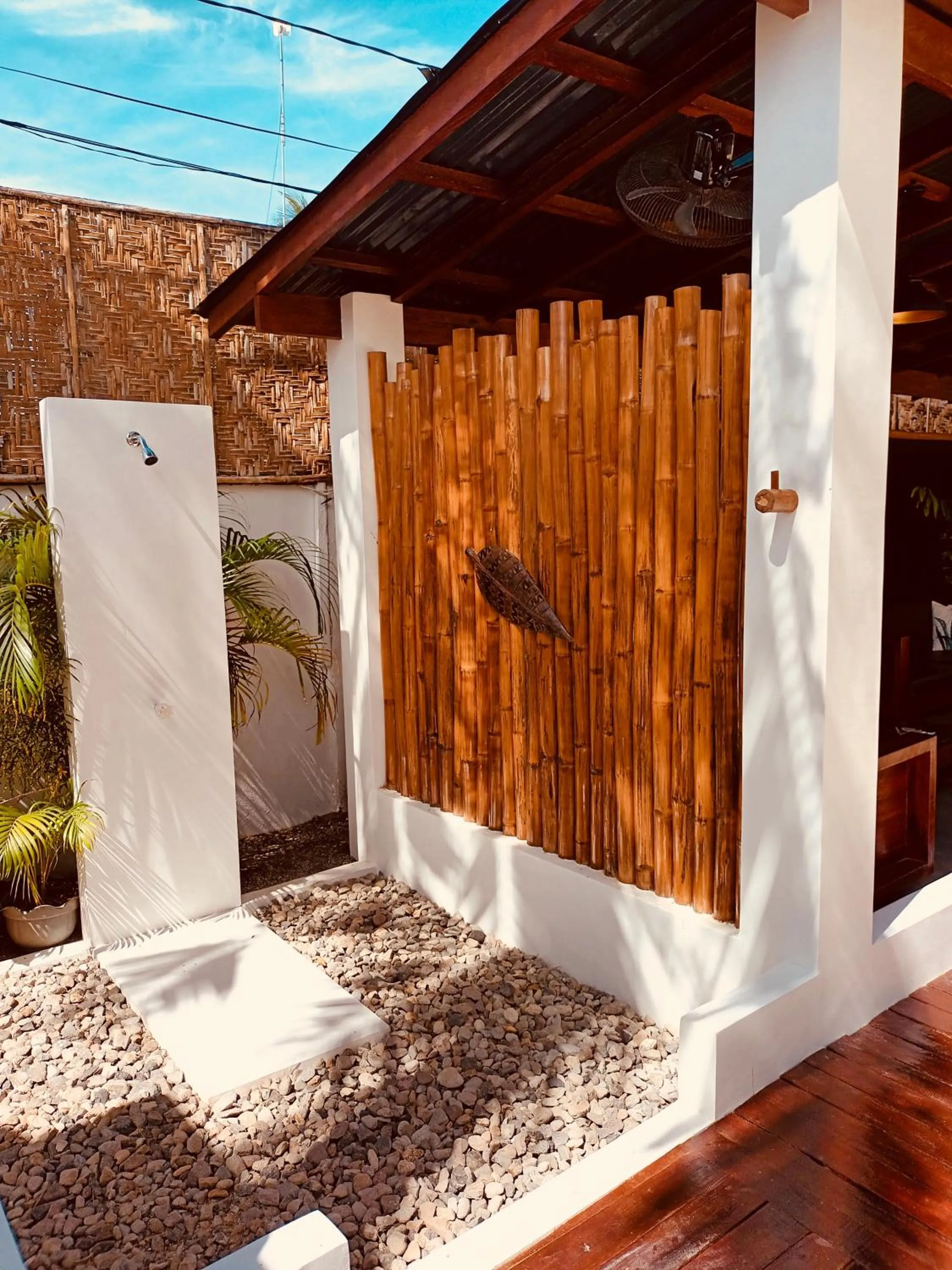 Shower in Everyday Sunday Formerly Carl's Island Inn