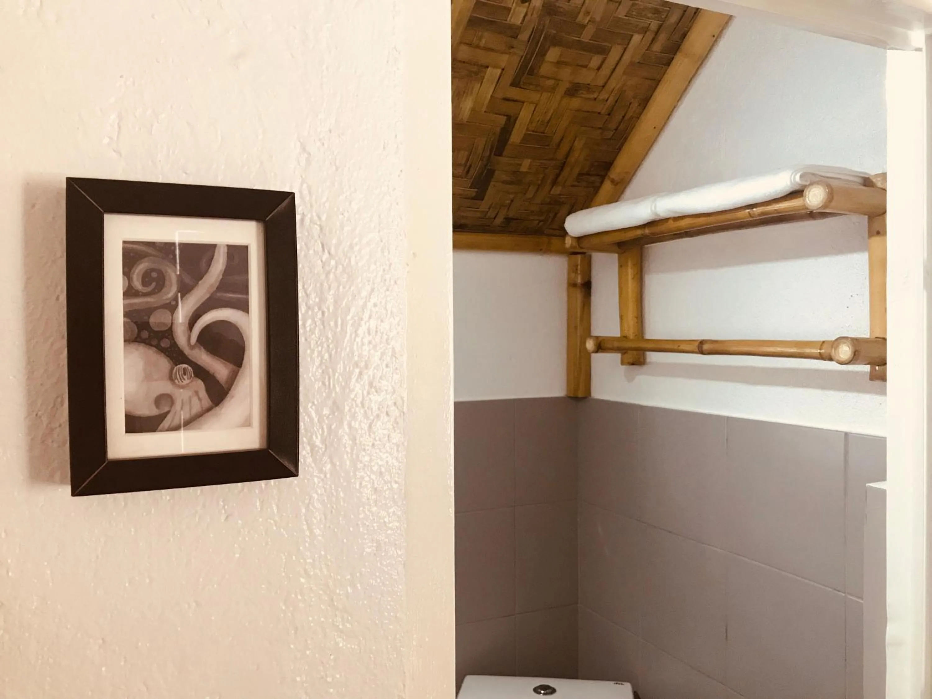 Bathroom in Everyday Sunday Formerly Carl's Island Inn