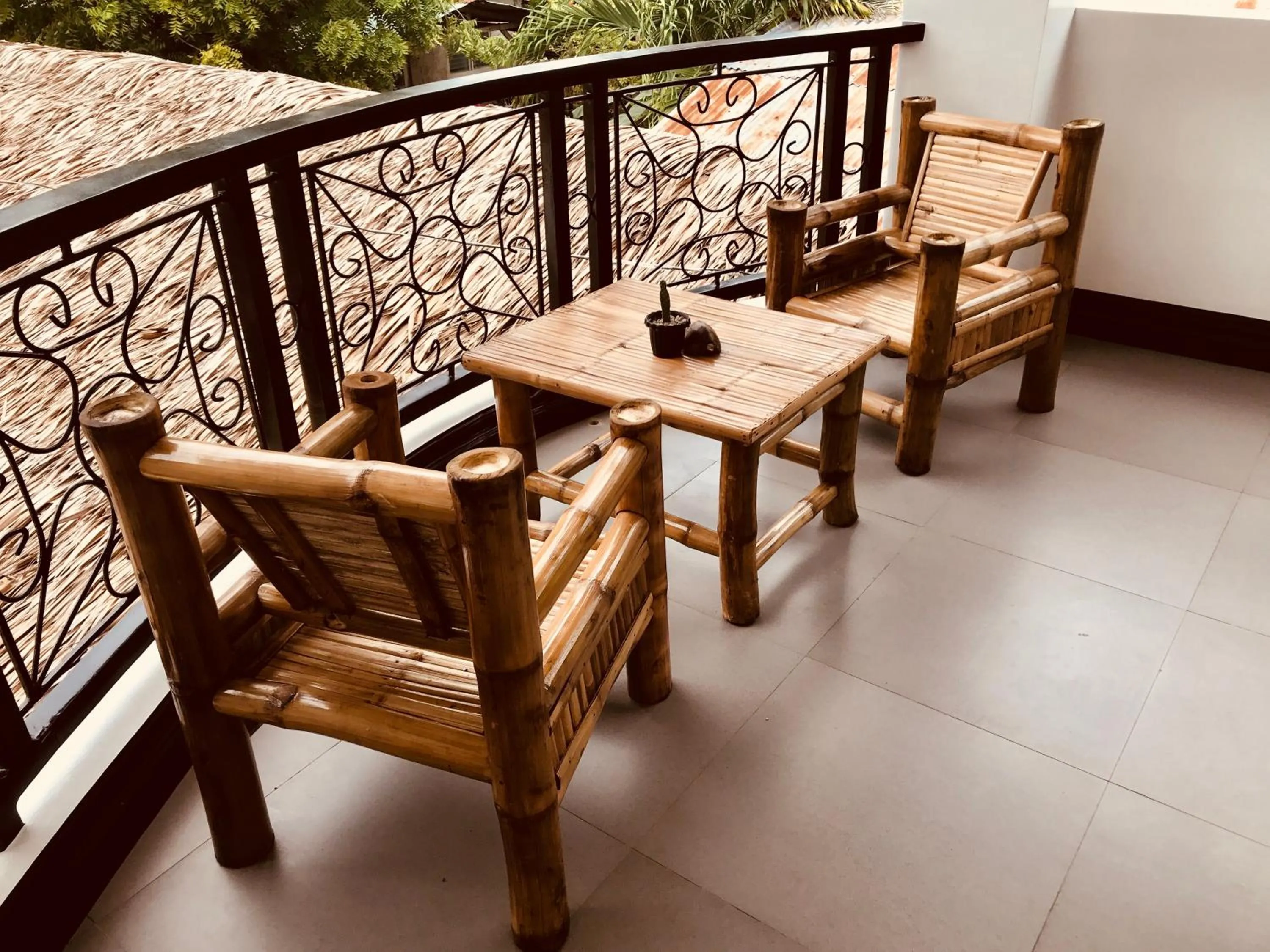 Balcony/Terrace in Everyday Sunday Formerly Carl's Island Inn